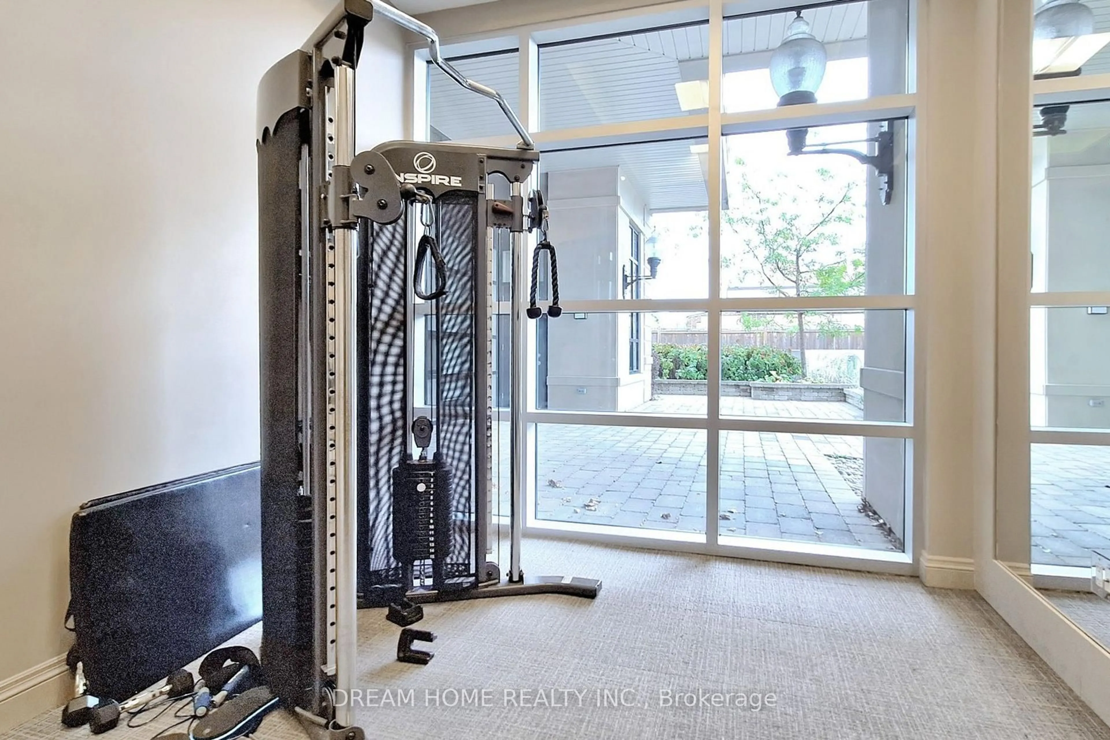 Indoor foyer for 2396 Major Mackenzie Dr #322, Vaughan Ontario L6A 4Y1