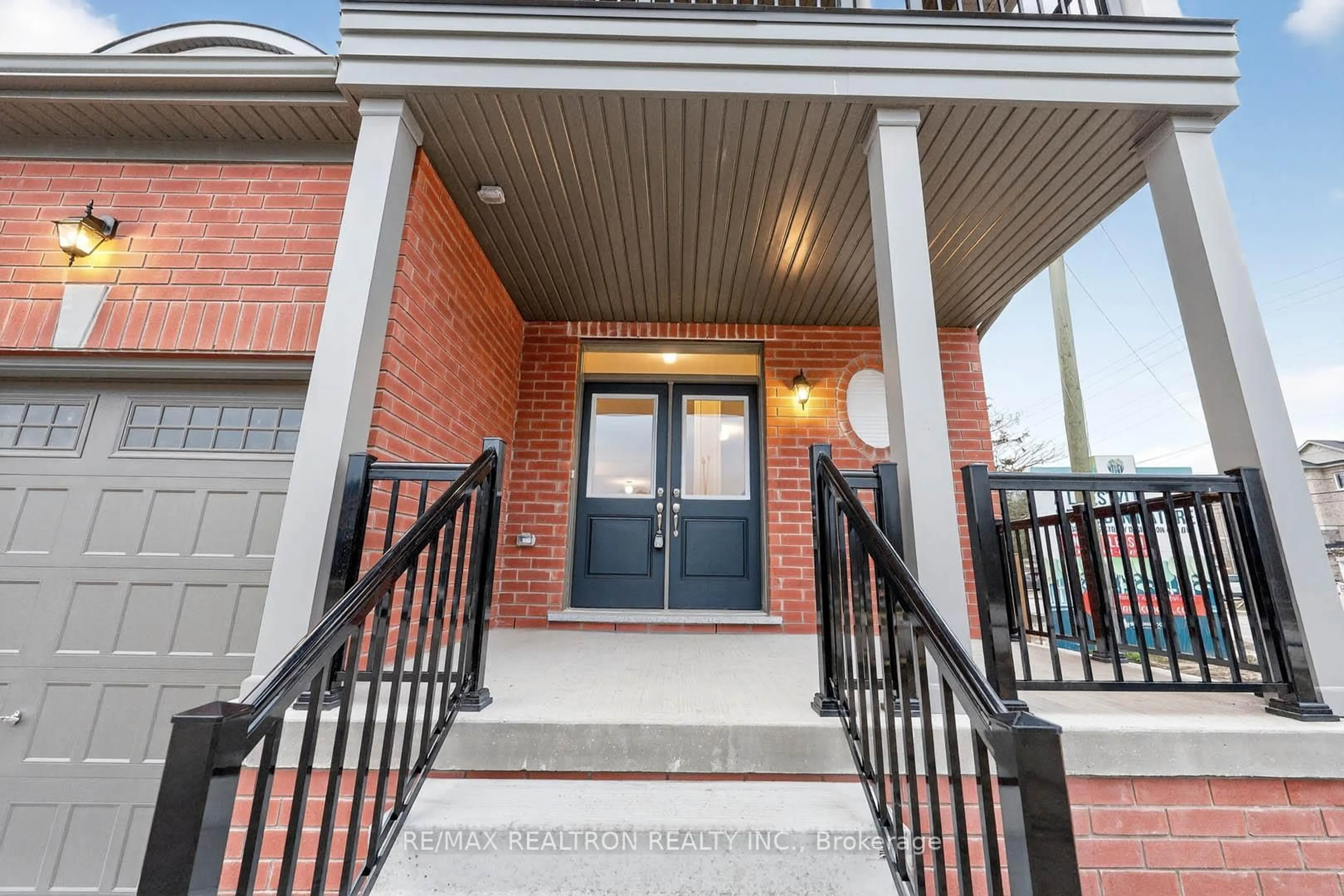 Unknown for 1 Wakefield Blvd, Essa Ontario L3W 0L7