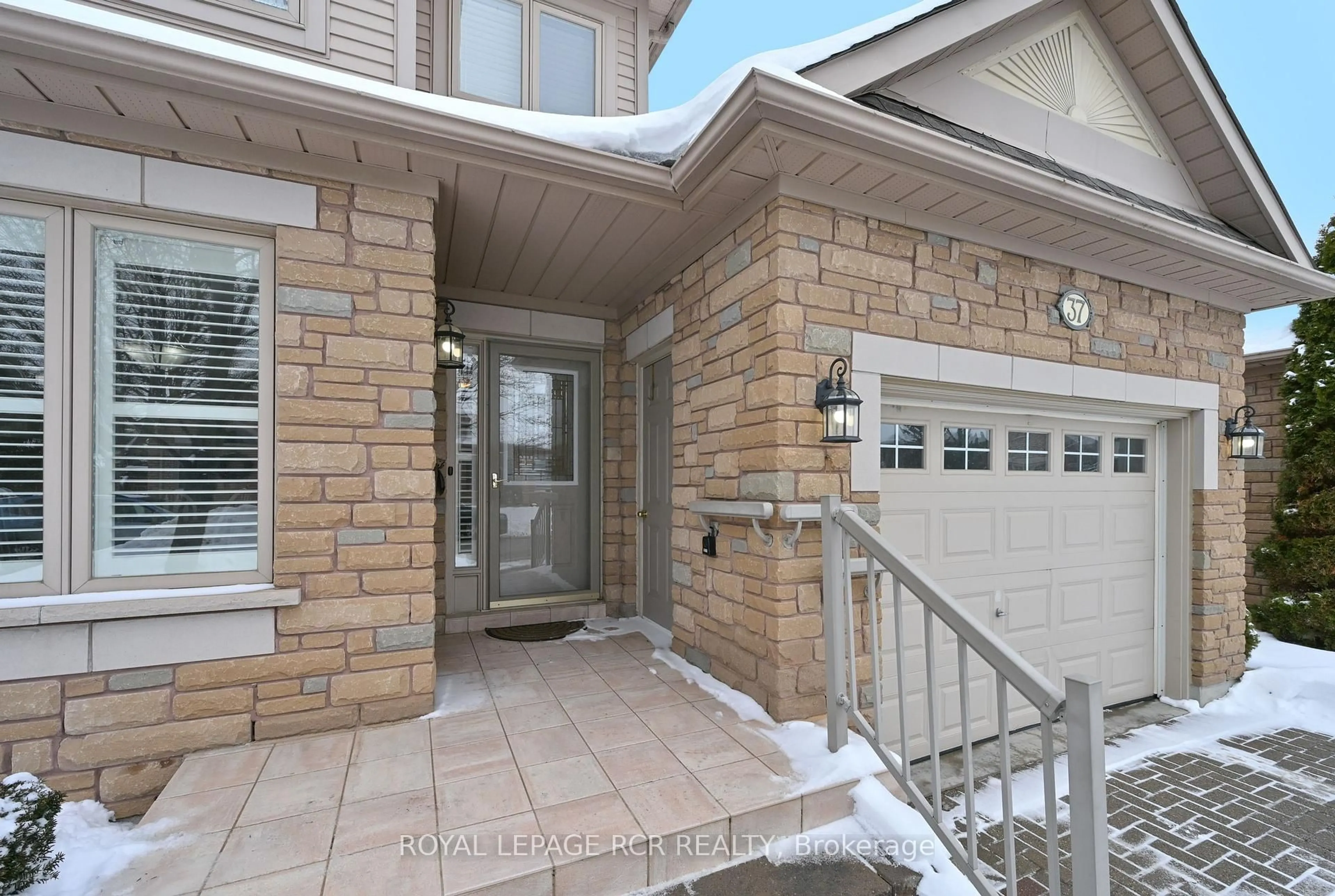 Unknown for 37 Sunset Blvd, New Tecumseth Ontario L9R 1Y8