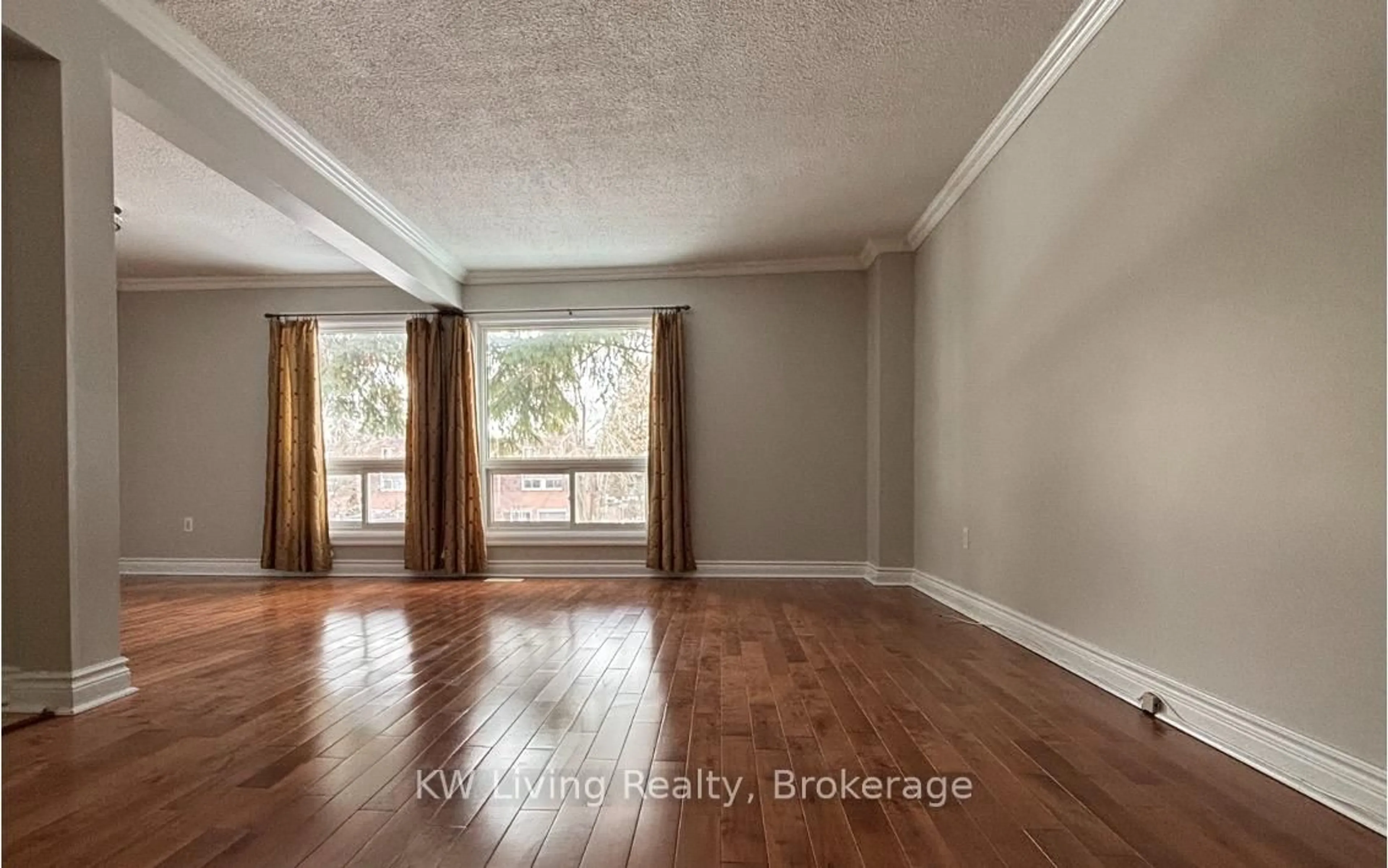 A pic of a room for 646 Village Pkwy #28, Markham Ontario L3R 2S7