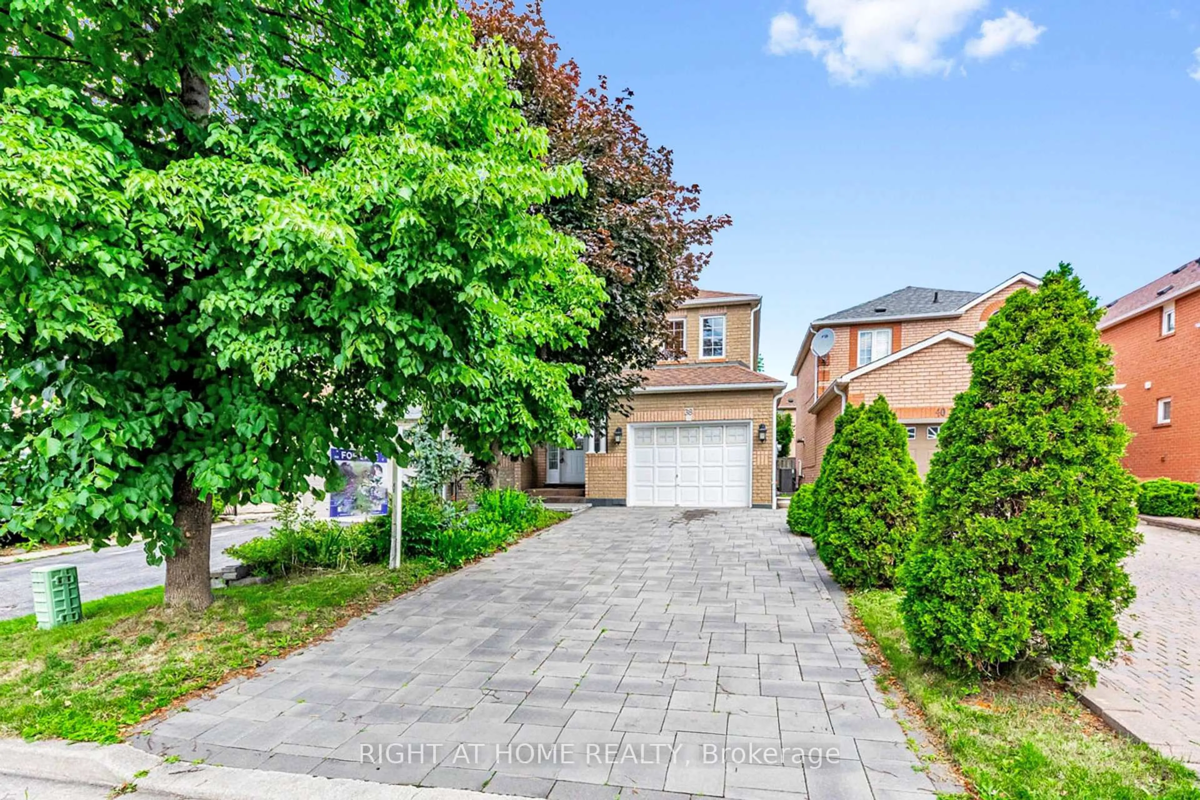 Unknown for 38 Rosanna Cres, Vaughan Ontario L6A 2T3