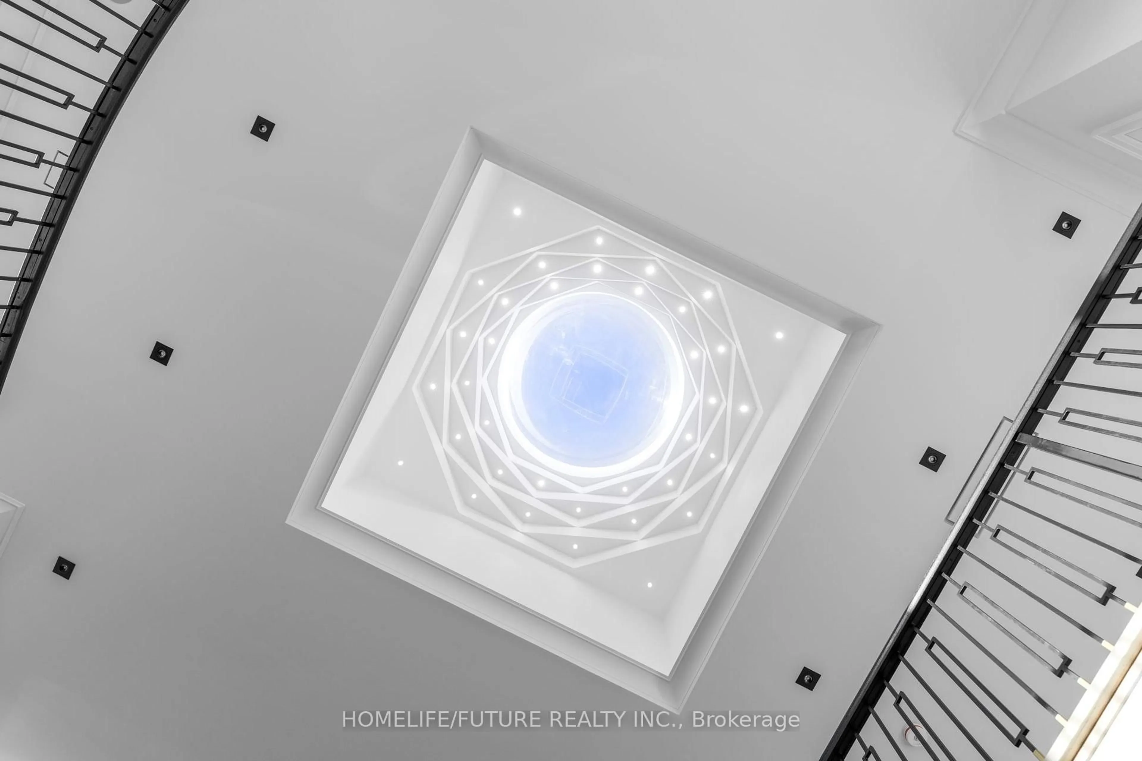 Unknown for 9 Pleasant Valley Dr, Whitchurch-Stouffville Ontario L4A 1W3