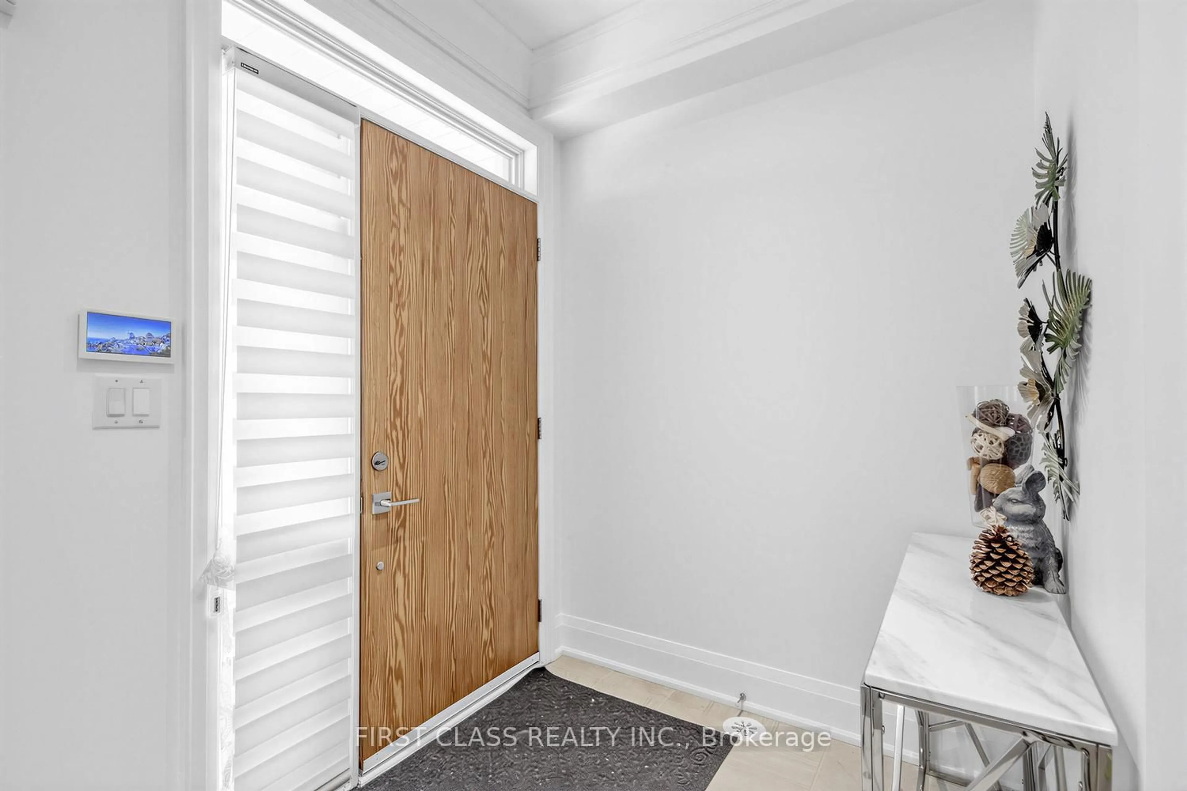 Indoor entryway for 56 Active Rd, Markham Ontario L3T 0G2