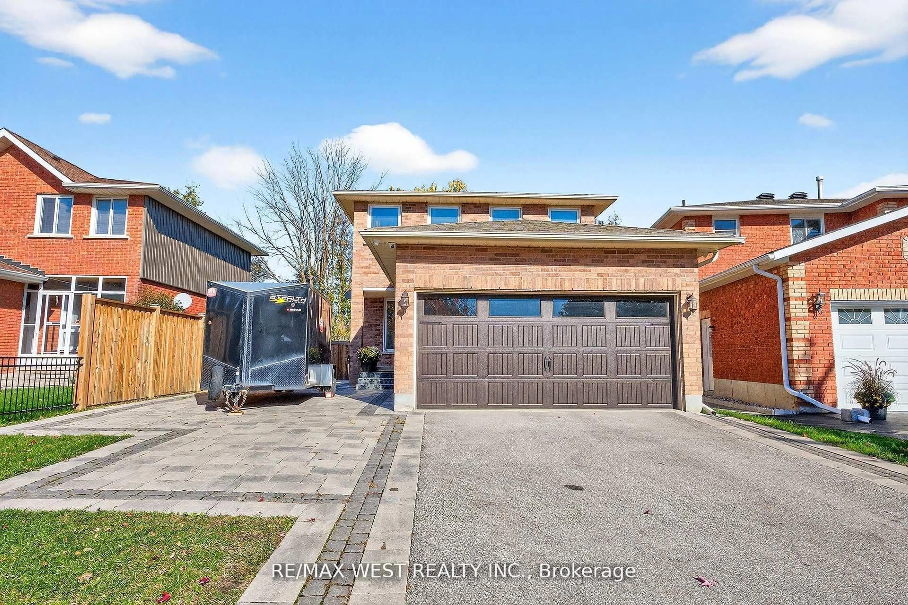 Home with brick exterior material, street for 100 Kerr Blvd, New Tecumseth Ontario L9R 1C6