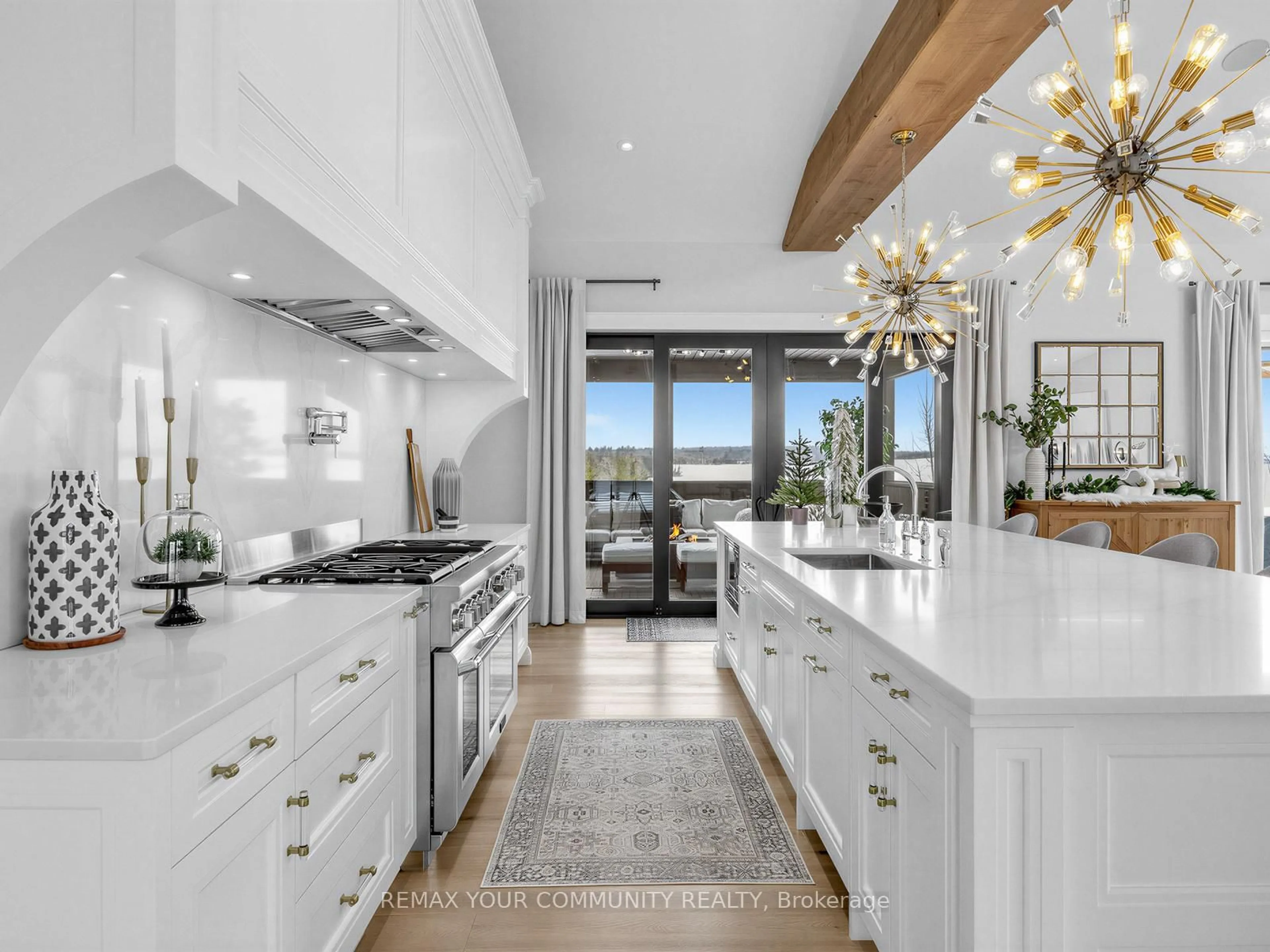 Open concept kitchen, ceramic/tile floor for 807 Ganton Rd, Uxbridge Ontario L9P 1R3