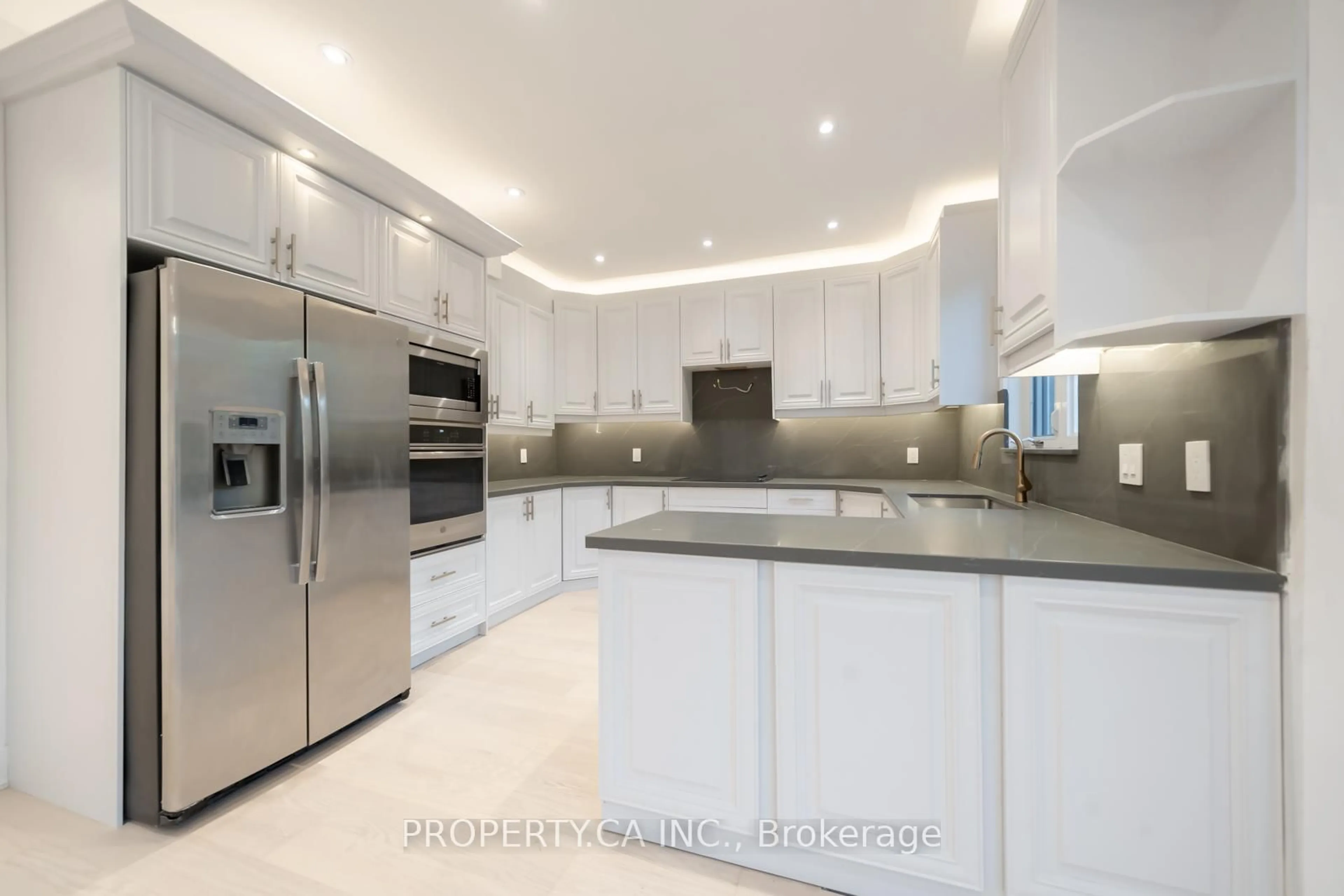 Contemporary kitchen, ceramic/tile floor for 63 Concord Rd, Vaughan Ontario L4J 3M2