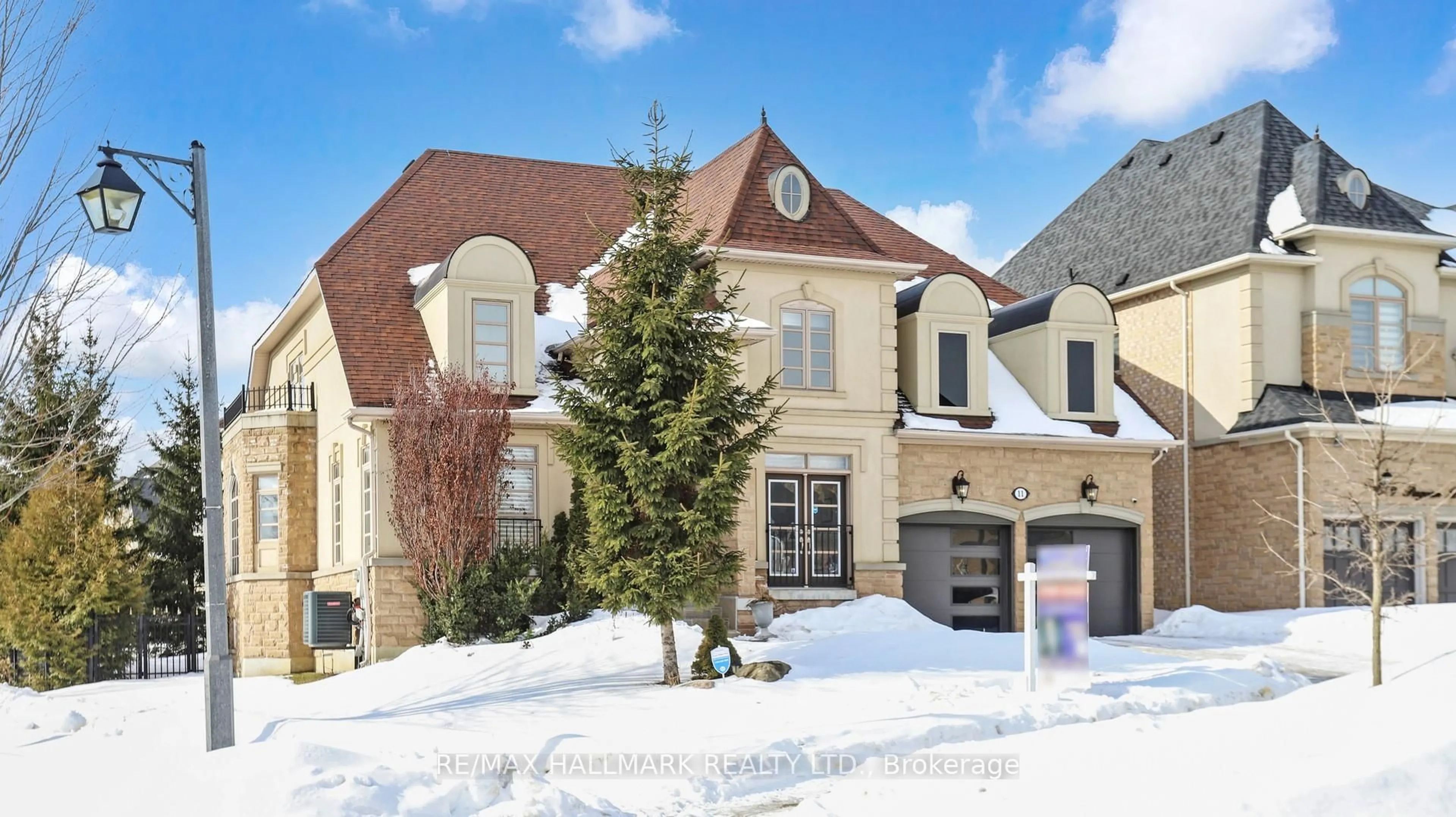 Home with brick exterior material, street for 11 Pagean Dr, Richmond Hill Ontario L4E 4R7