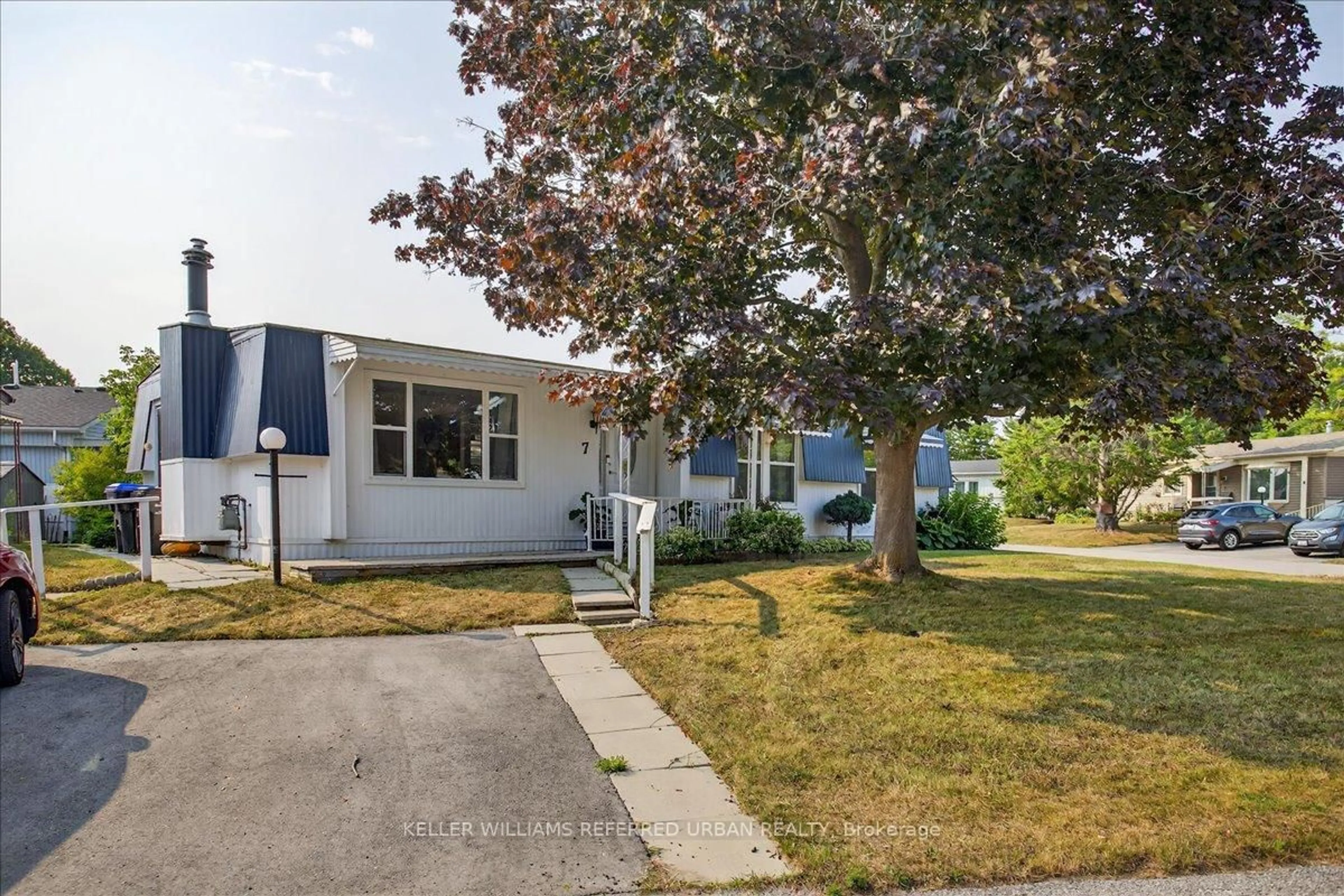 Unknown for 7 Sunset Dr, Innisfil Ontario L9S 0R7