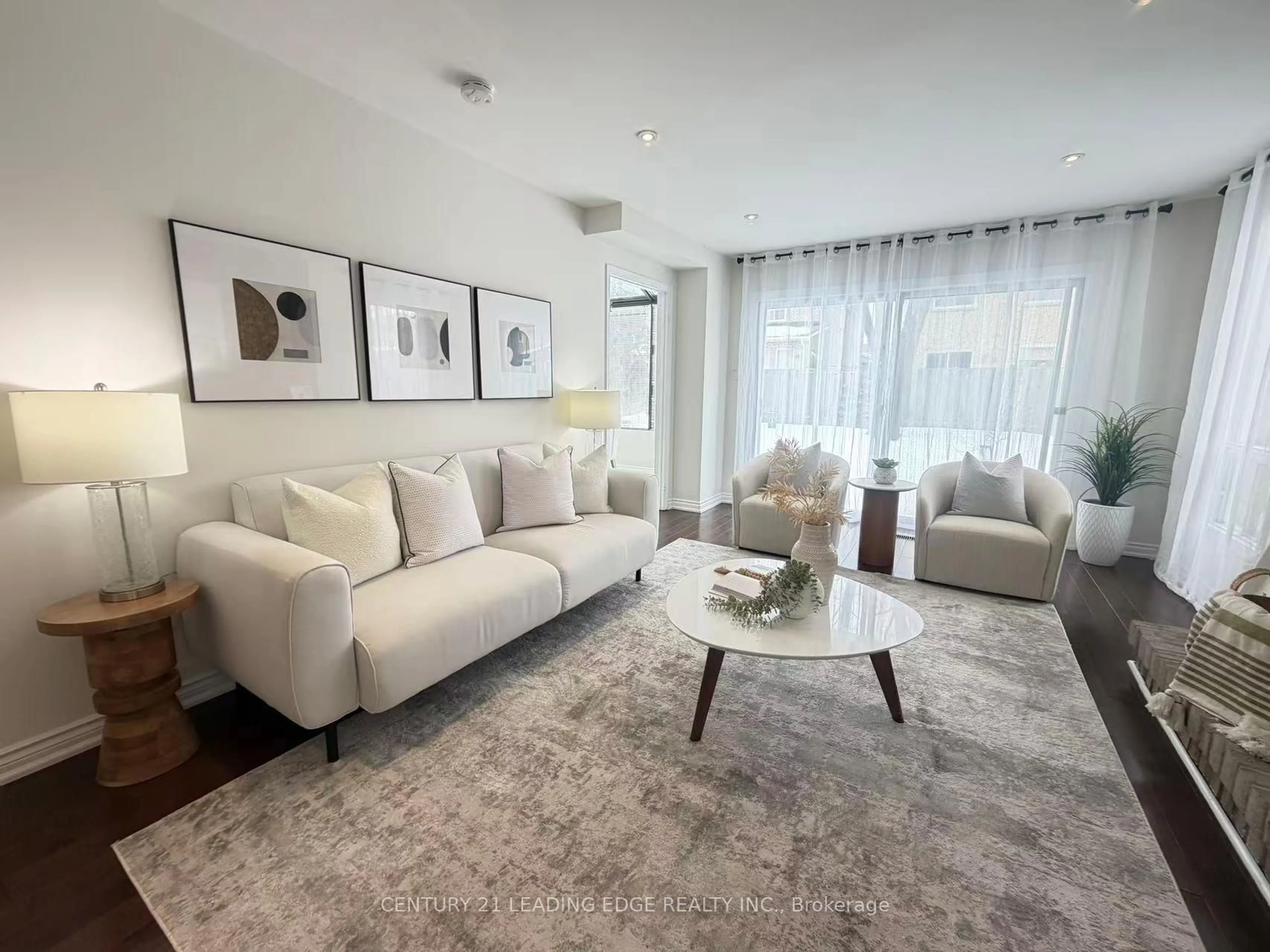 Living room with furniture, unknown for 38 Hetherington Cres, Vaughan Ontario L4J 2M2