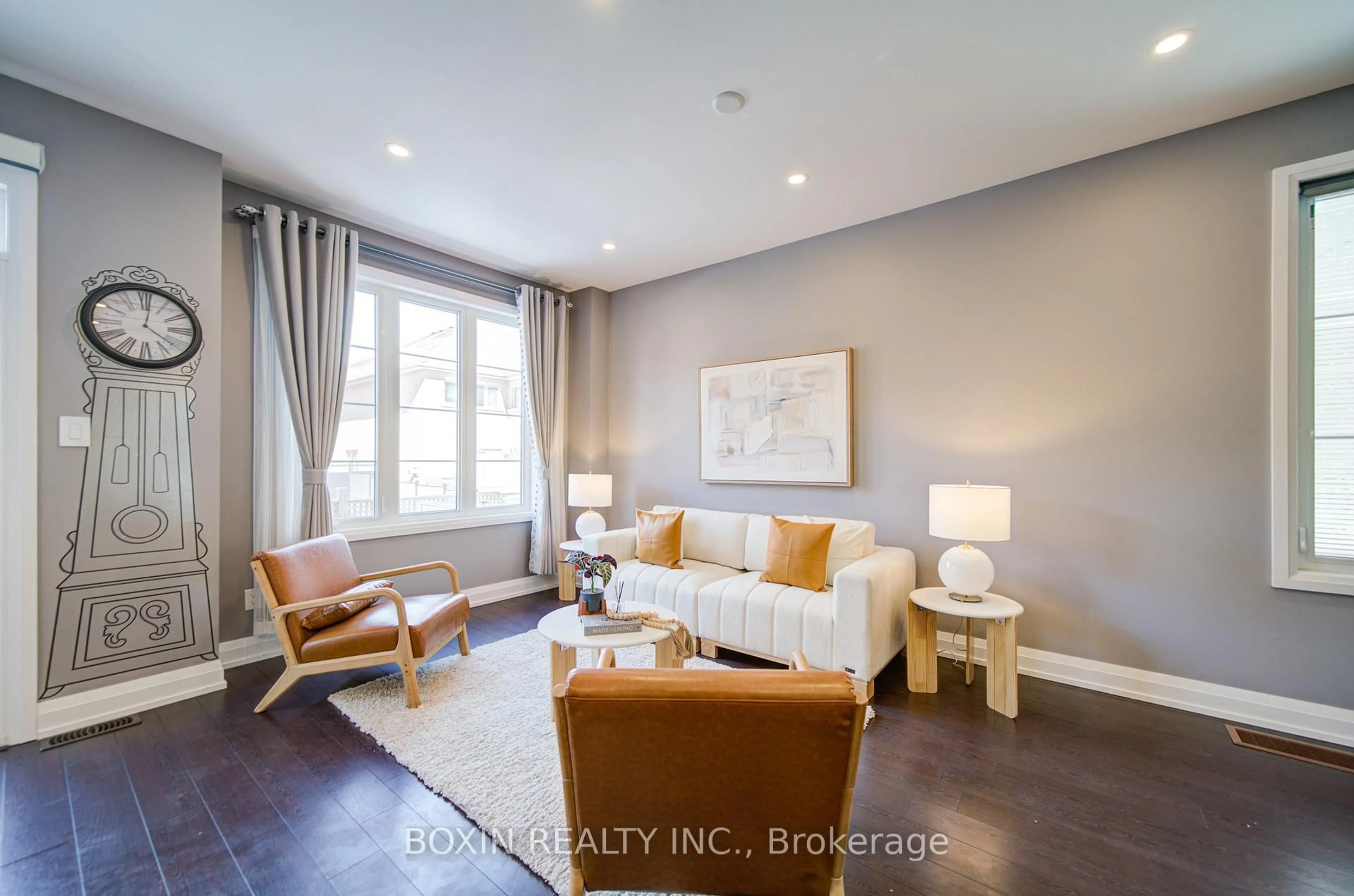 Living room with furniture, wood/laminate floor for 382 Highway 7 E #Th17, Richmond Hill Ontario L4B 0C5