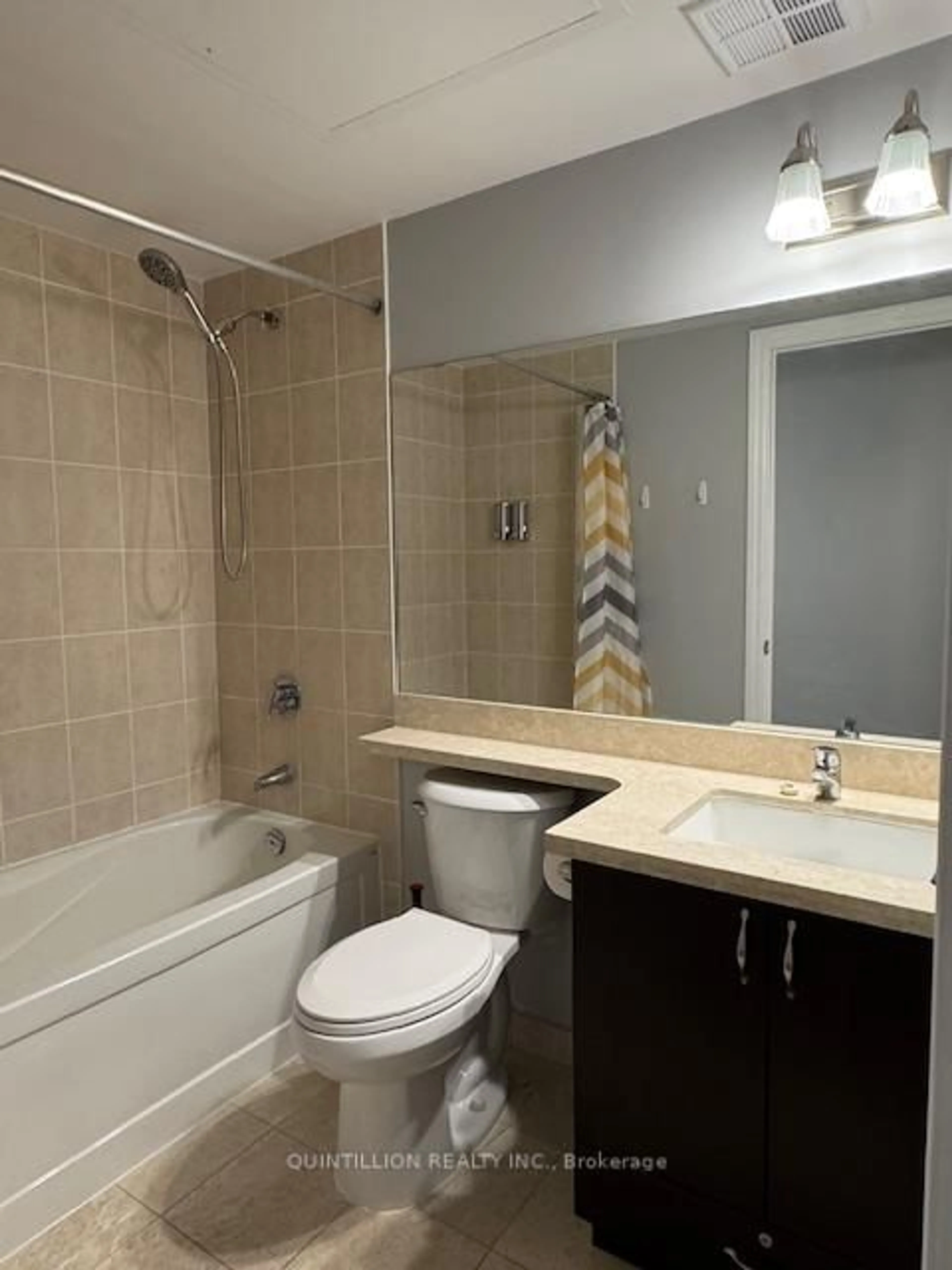 Standard bathroom, unknown for 131 Upper Duke Cres #314, Markham Ontario L6G 0C9