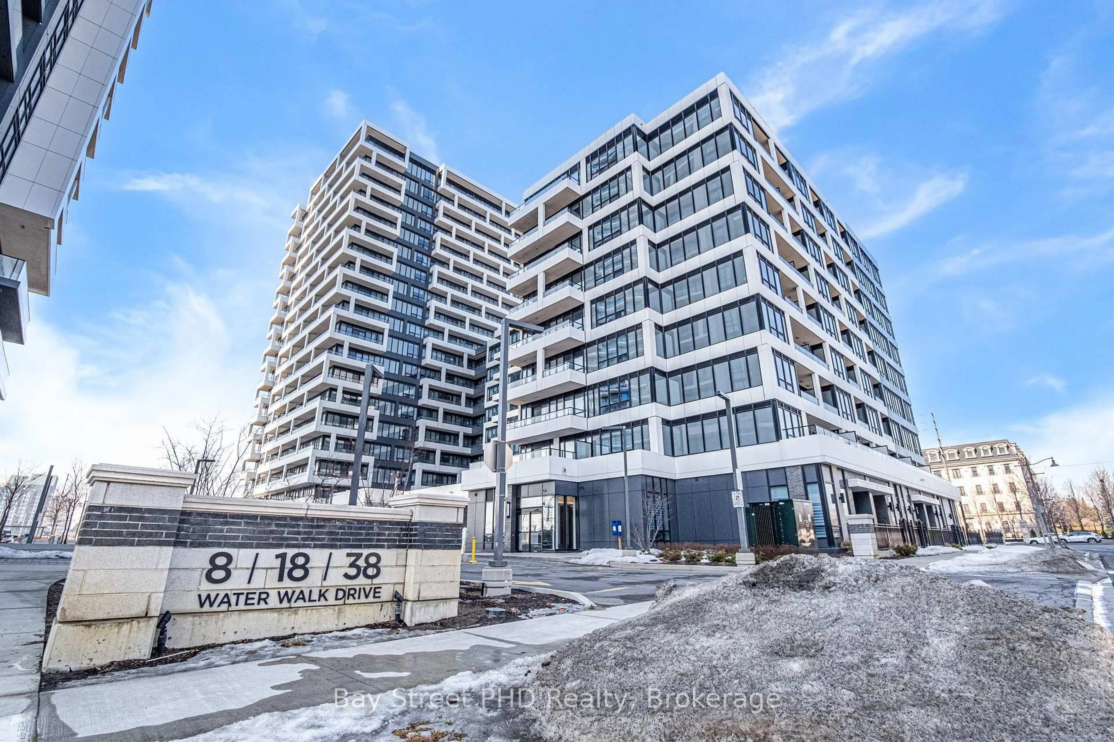 Indoor foyer for 38 Water Walk Dr #1006, Markham Ontario L3R 6M8