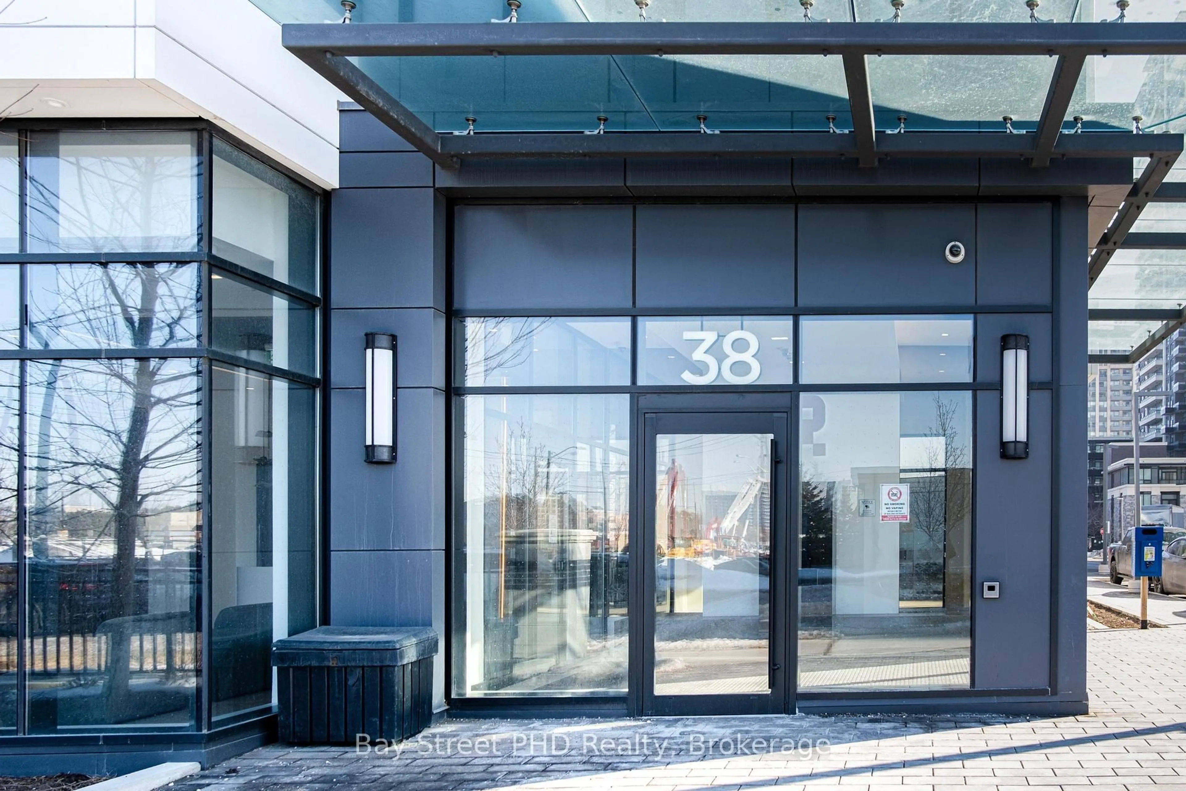 Indoor foyer for 38 Water Walk Dr #1006, Markham Ontario L3R 6M8