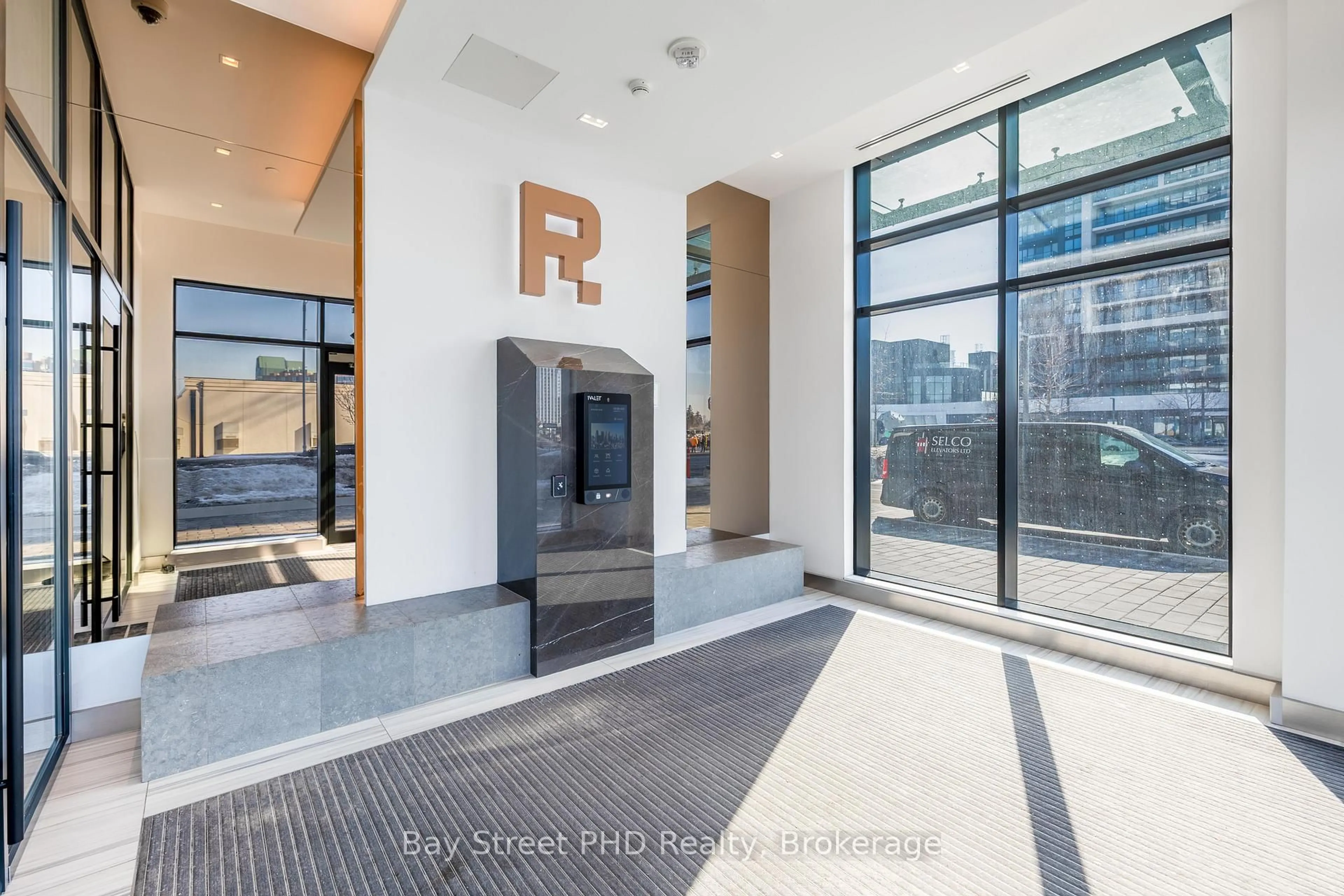 Indoor foyer for 38 Water Walk Dr #1006, Markham Ontario L3R 6M8