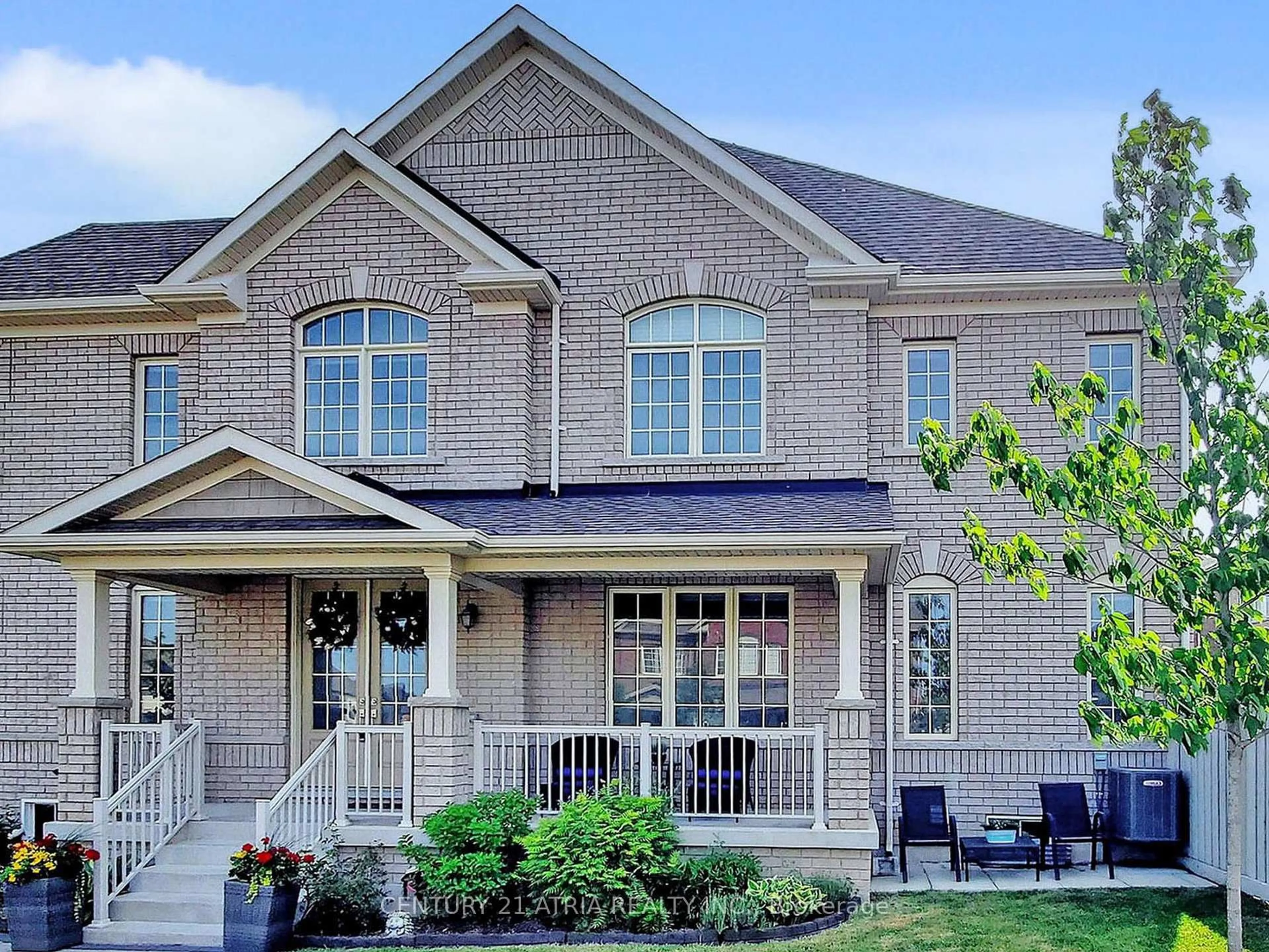 Home with brick exterior material, street for 160 Mondial Cres, East Gwillimbury Ontario L9N 0S1