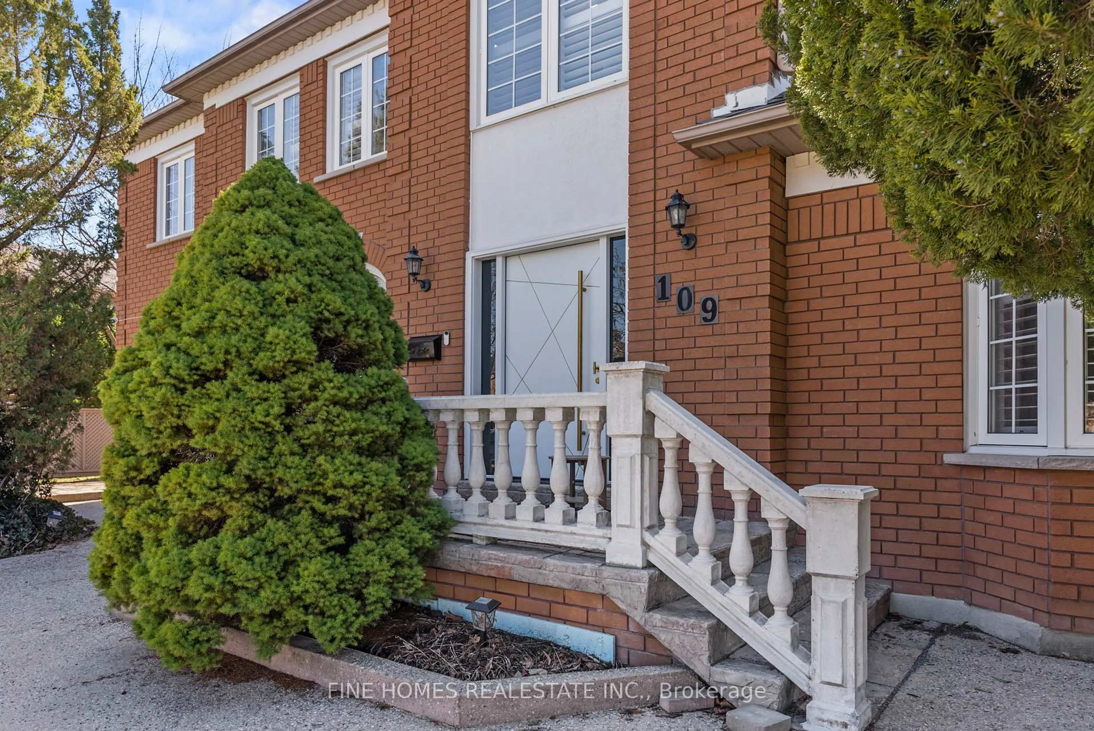 Home with brick exterior material, street for 109 Angelina Ave, Vaughan Ontario L4L 8N9