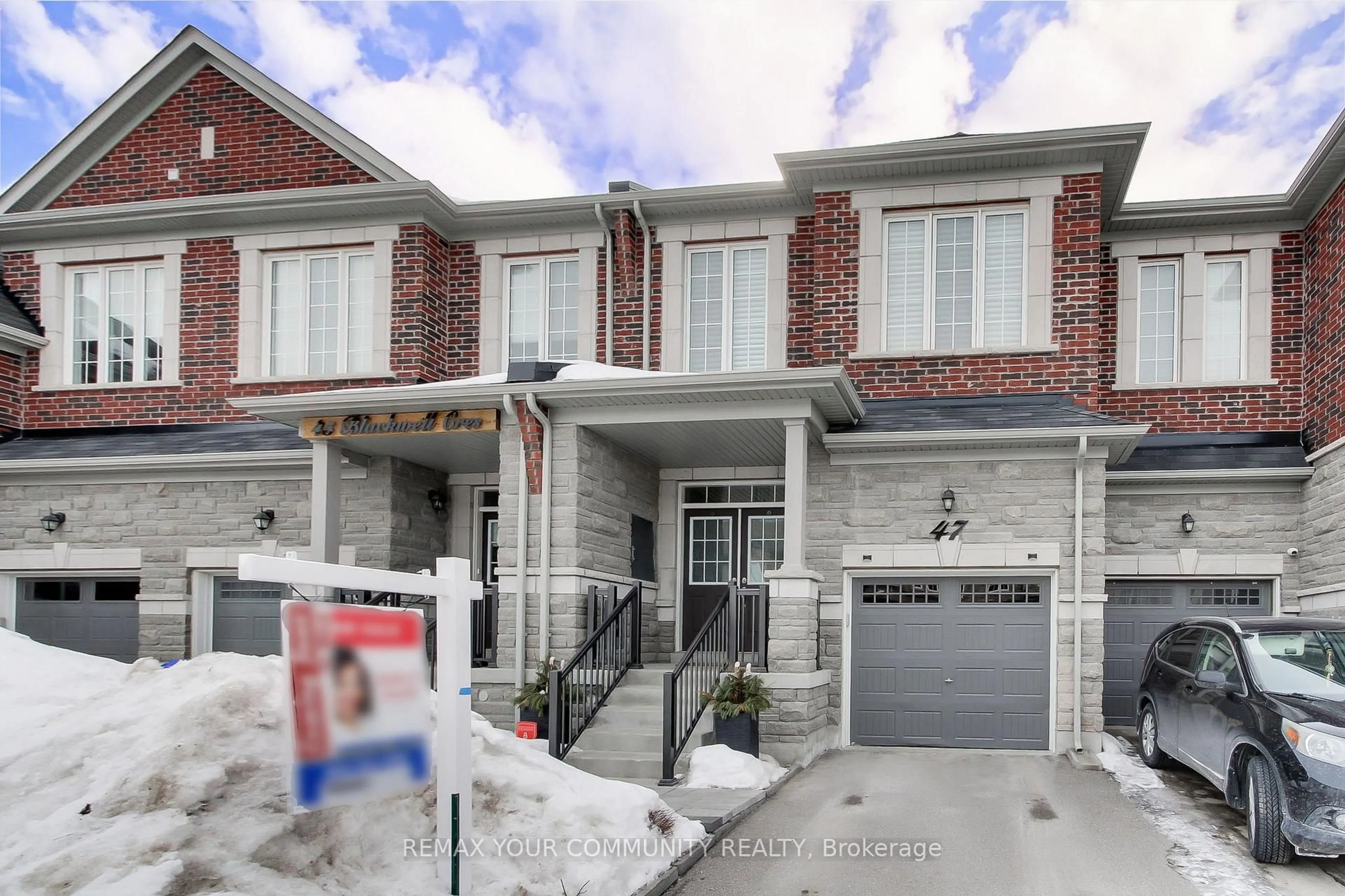Home with brick exterior material, street for 47 Blackwell Cres, Bradford West Gwillimbury Ontario L3Z 4L3