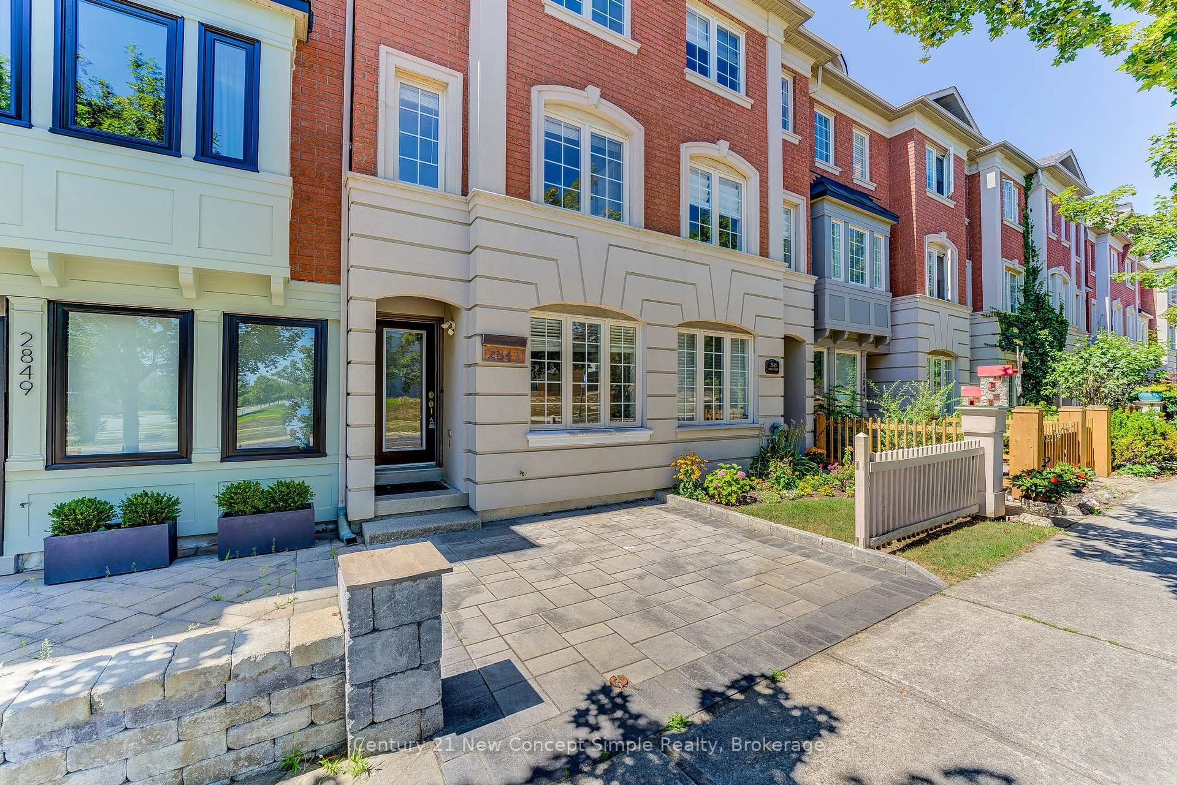 Home with brick exterior material, street for 2847 Bur Oak Ave, Markham Ontario L6B 1E2