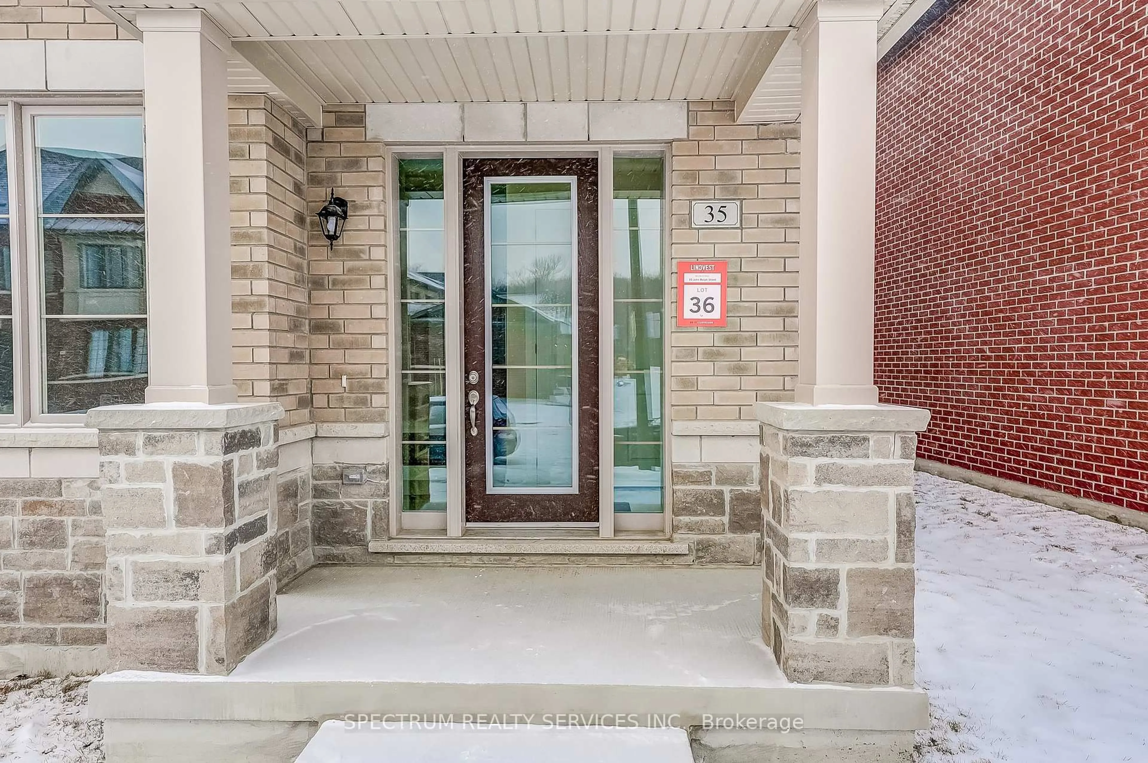 Indoor entryway for 35 John Rolph St, Markham Ontario L6B 1R8