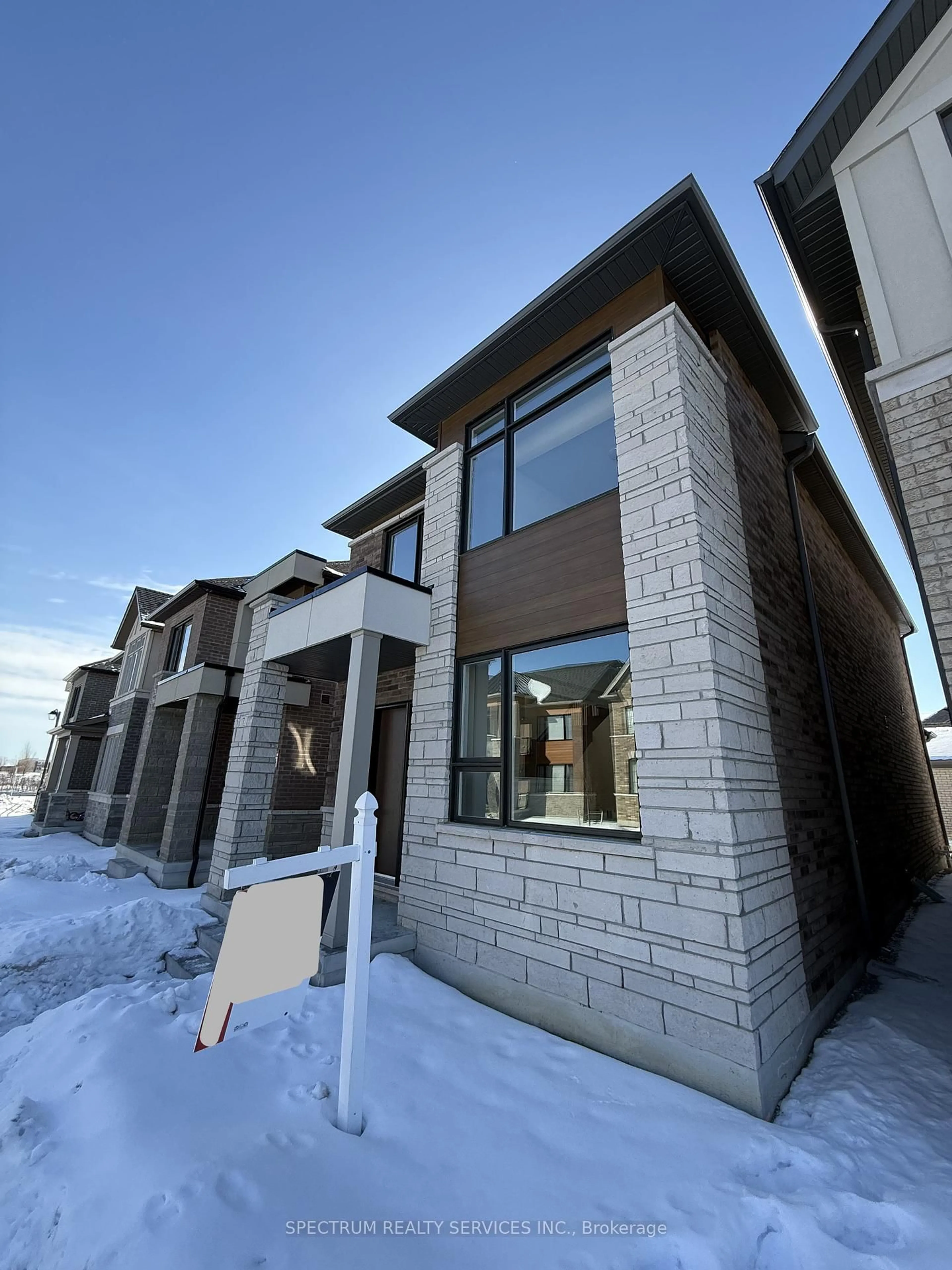 Home with brick exterior material, building for 7 John Rolph St, Markham Ontario L6B 1R8