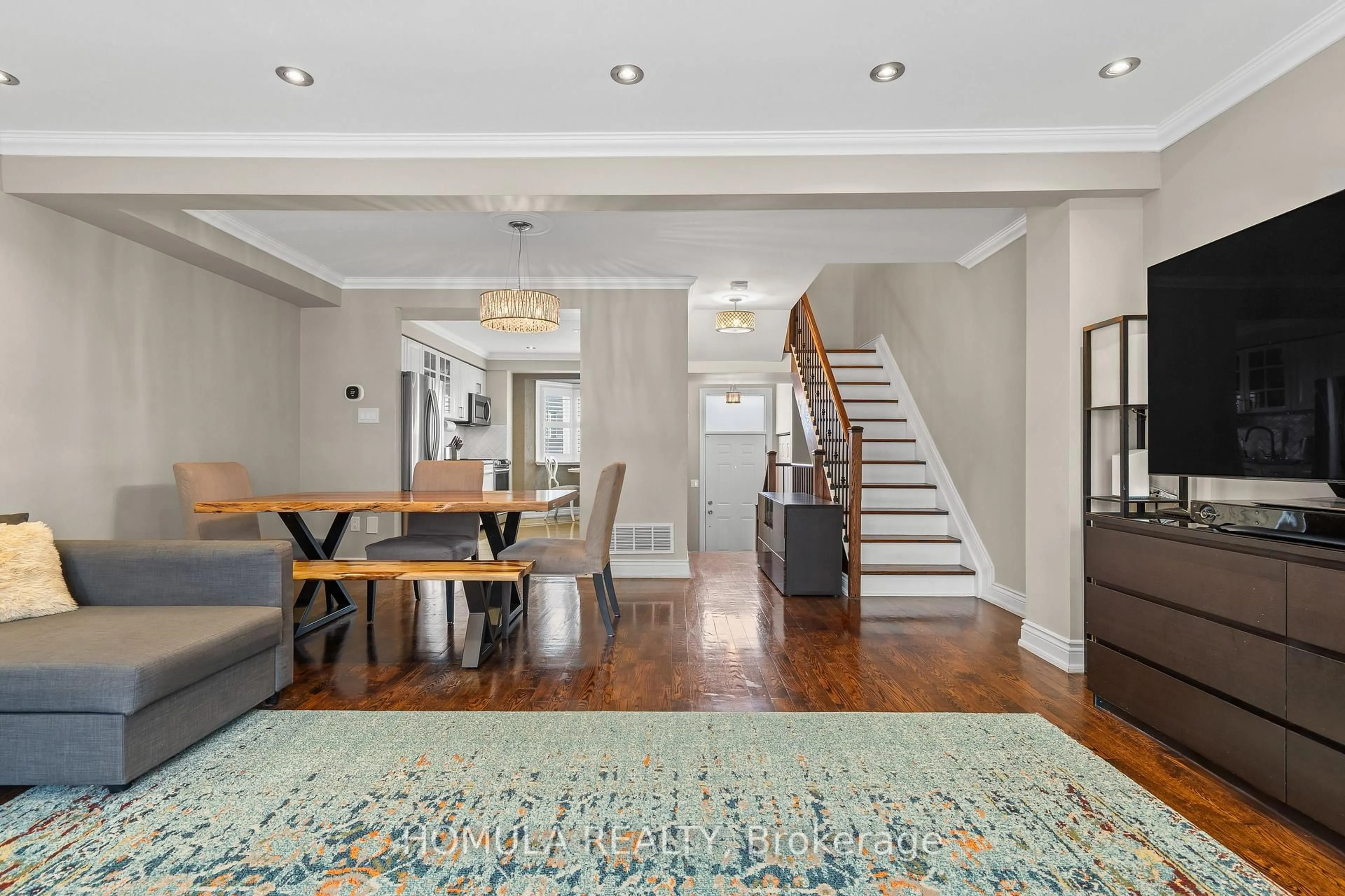 Unknown for 211 Woodbridge Ave #5, Vaughan Ontario L4L 2T1