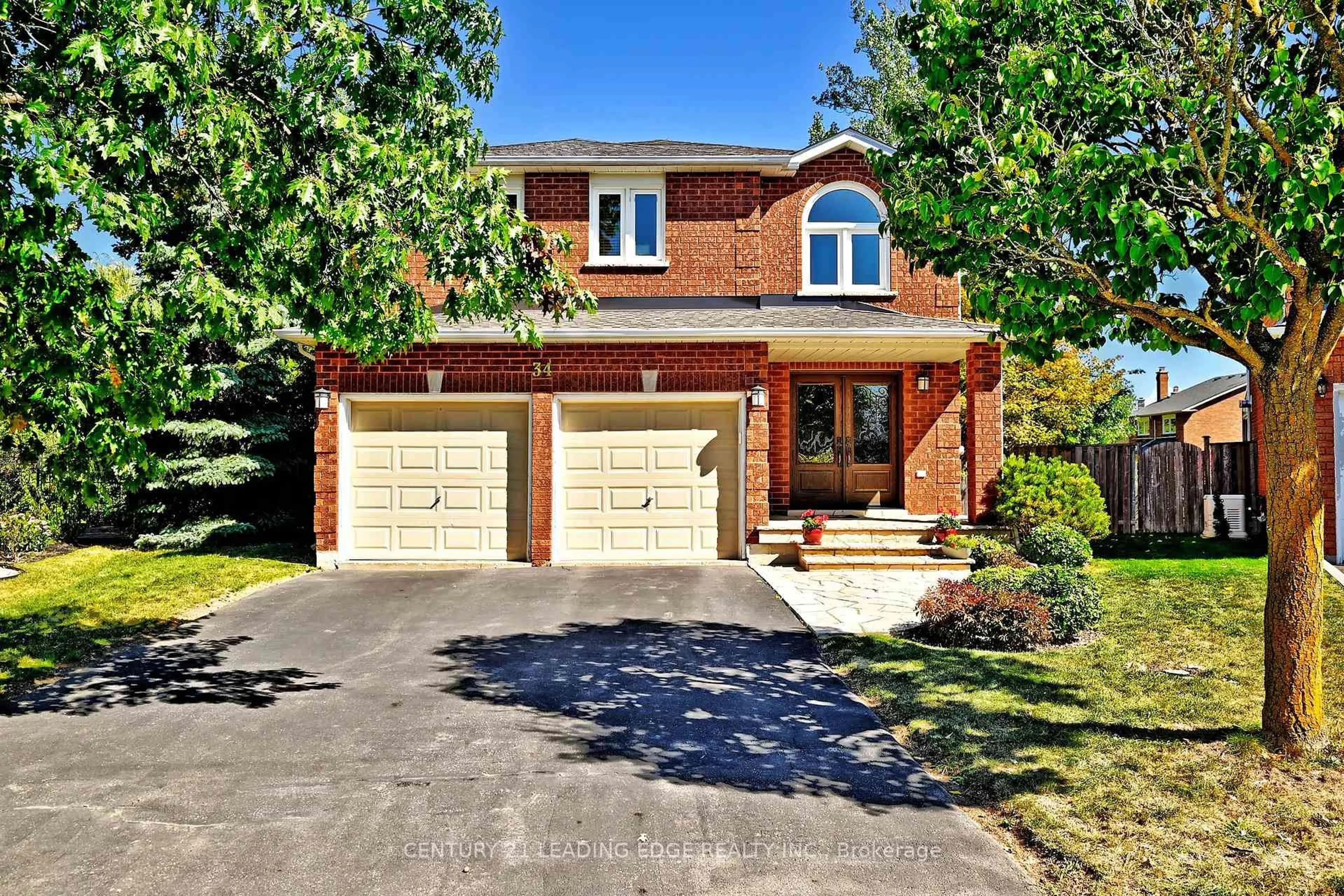Home with brick exterior material, street for 34 Pandora Crt, Richmond Hill Ontario L4S 1J4