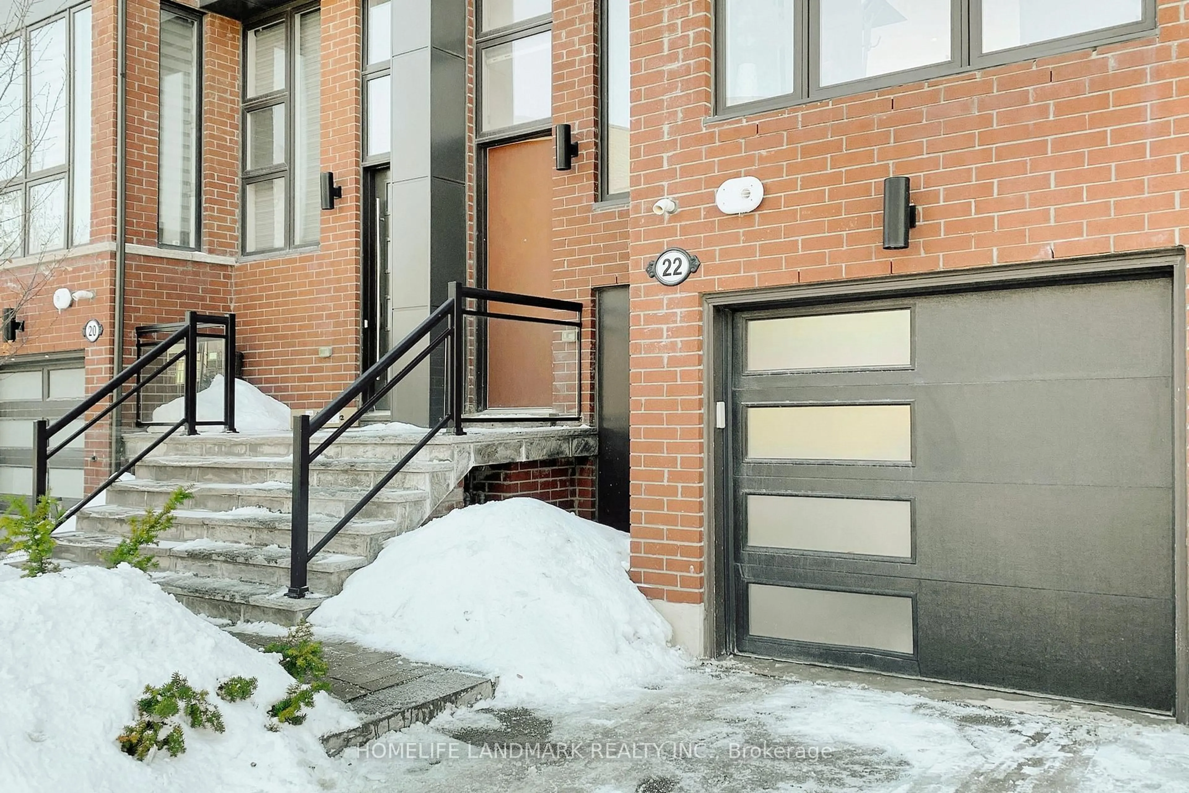 Unknown for 22 Crestridge Dr, Vaughan Ontario L4J 0K1