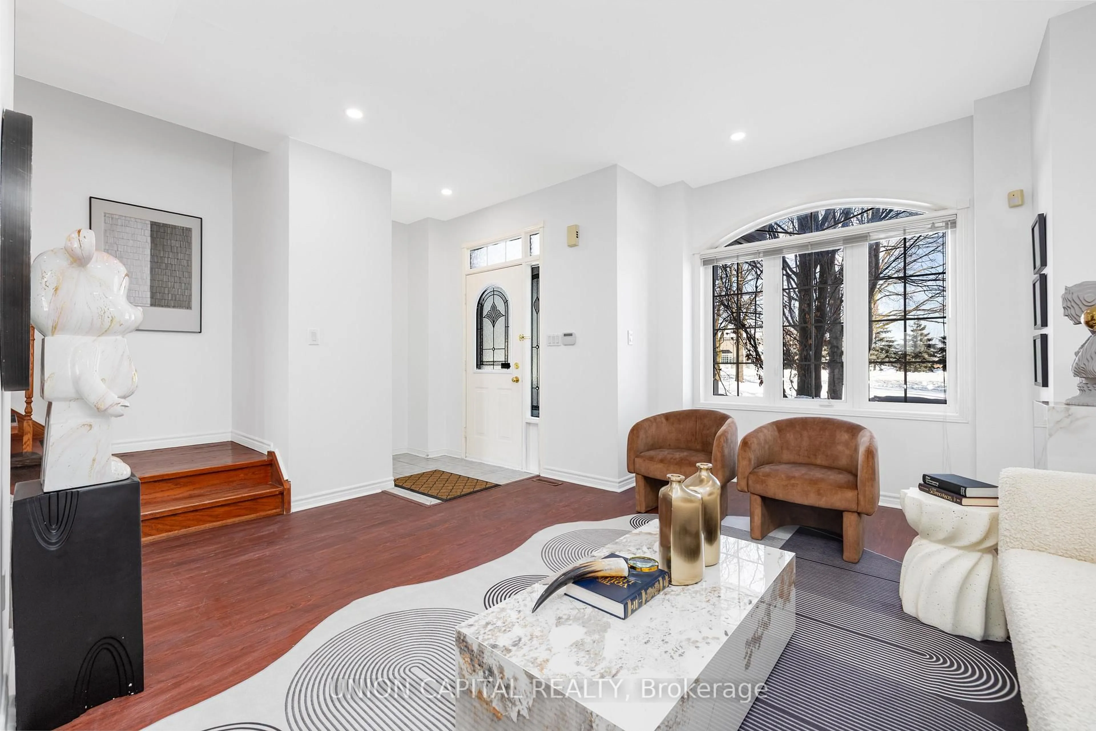 Unknown for 29 Queen's Plate Dr, Markham Ontario L6C 2A9