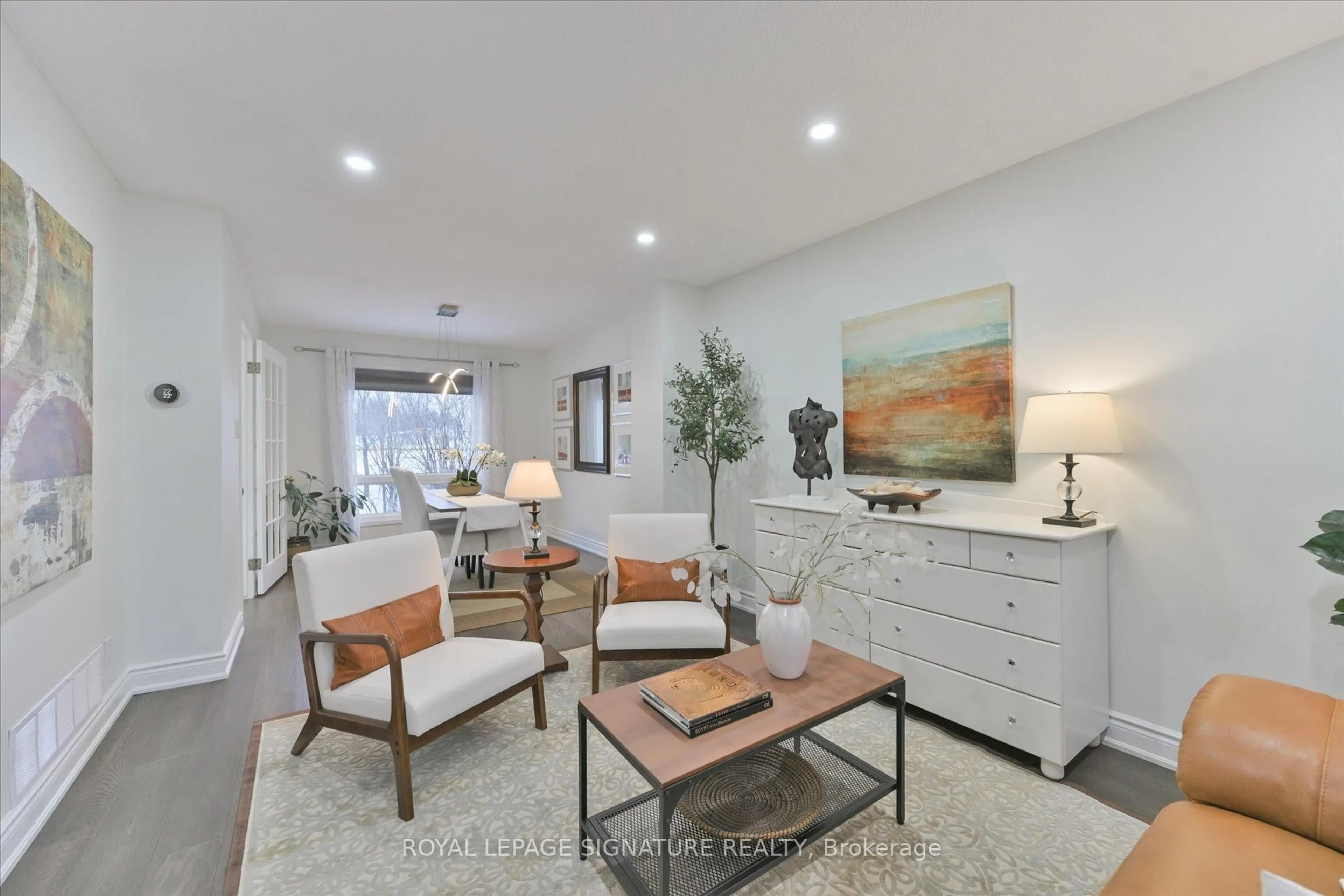 Living room with furniture, unknown for 50 Eleanor Circ, Richmond Hill Ontario L4C 6K7