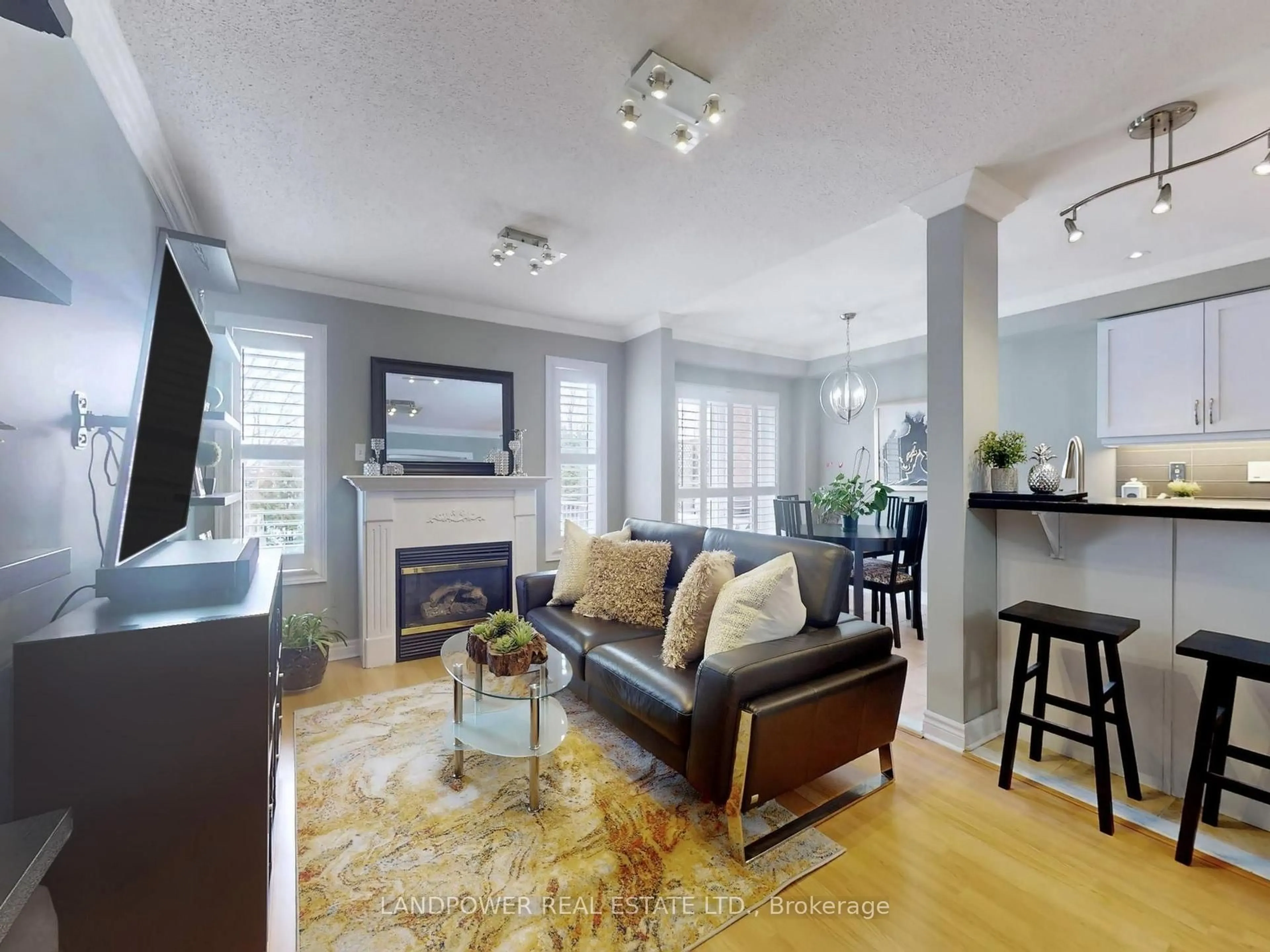 Living room with furniture, unknown for 47 Village Vista Way, Vaughan Ontario L6A 3Y2