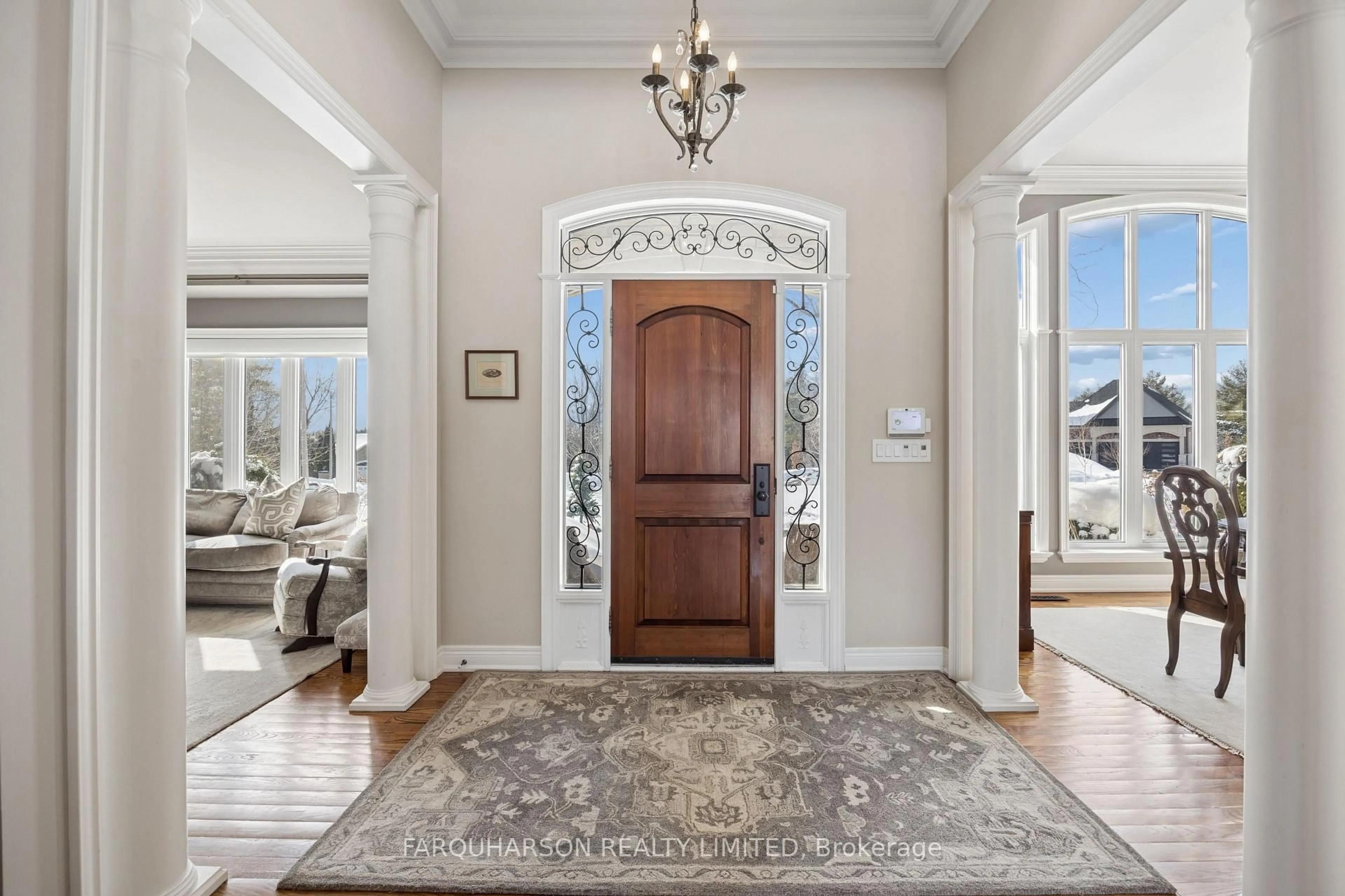 Indoor entryway for 10 Earl Cook Dr, Whitchurch-Stouffville Ontario L4A 1L5