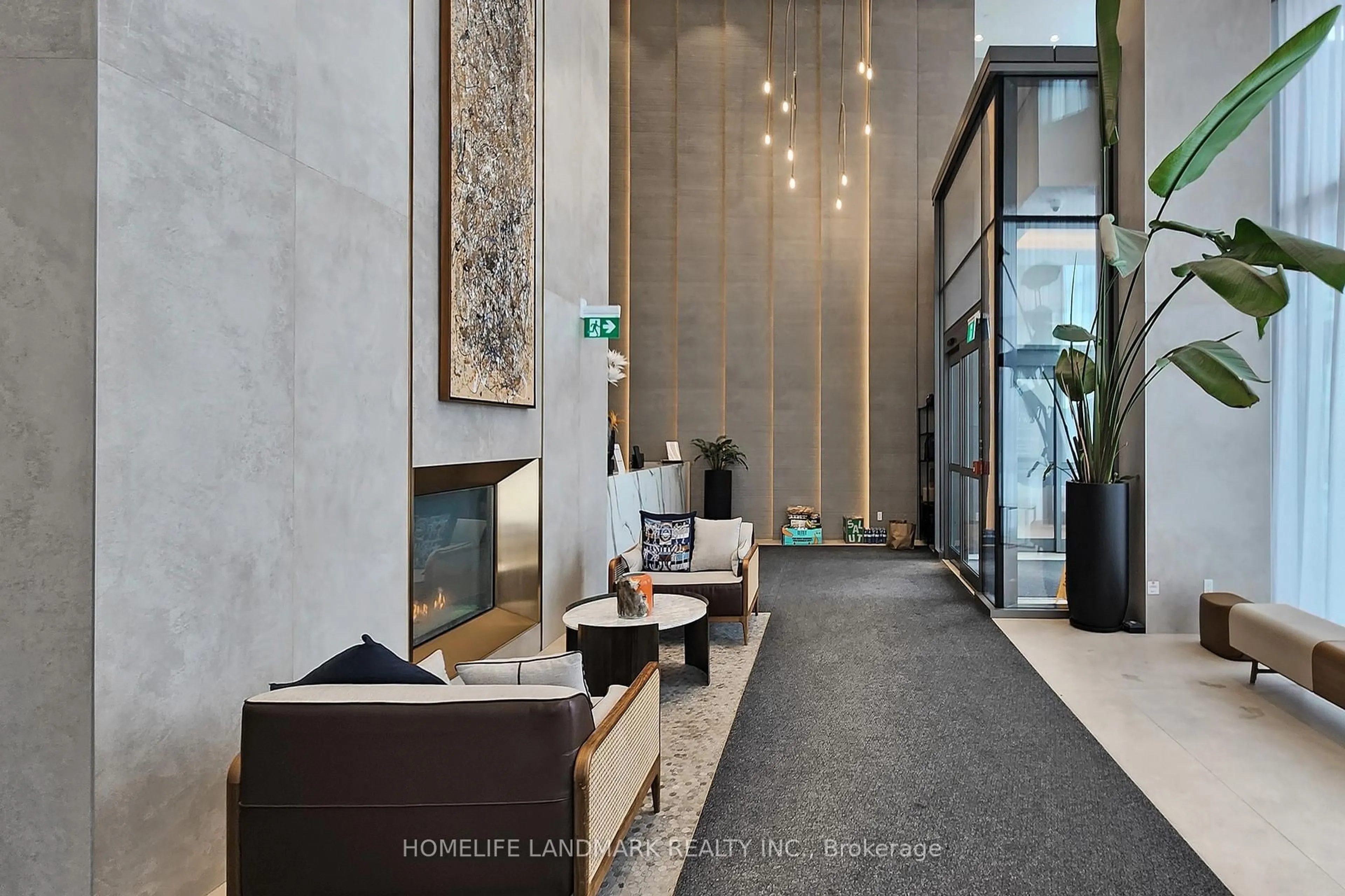 Lobby for 1000 Portgage Pkwy #3207, Vaughan Ontario L4K 0L1