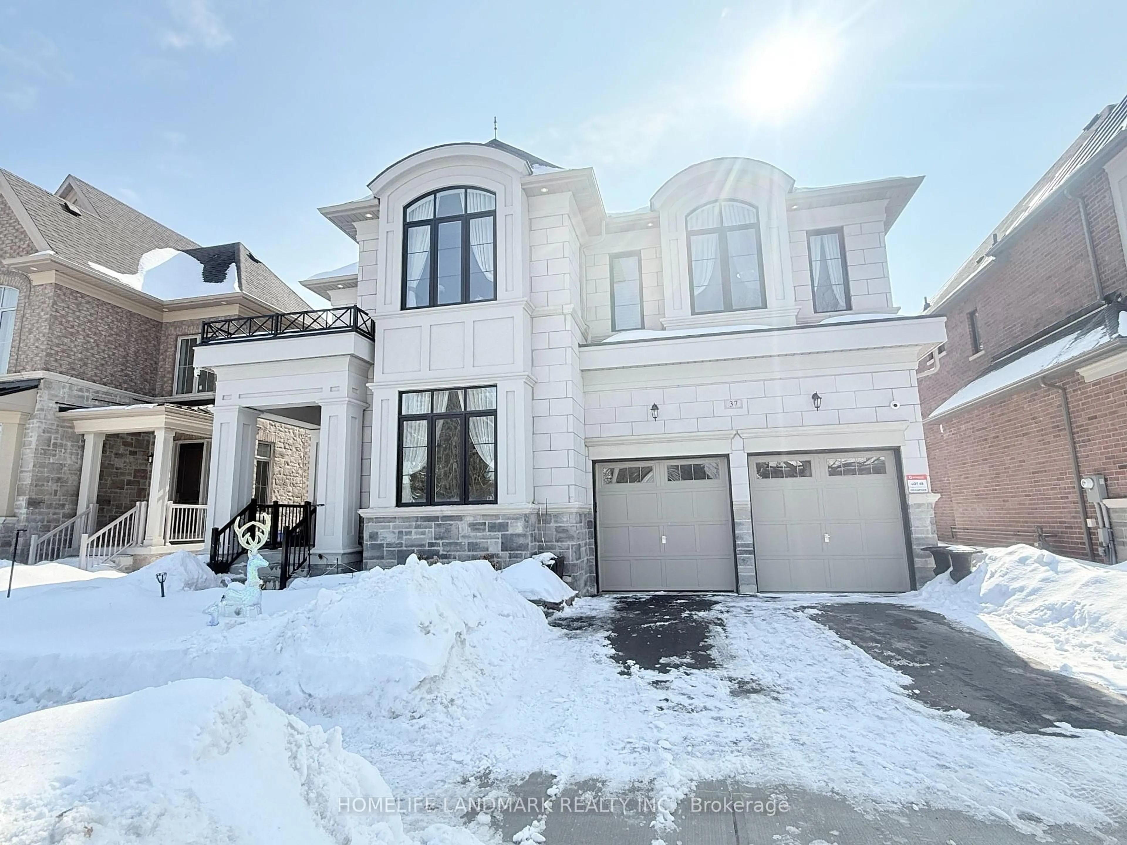 Home with brick exterior material, street for 37 Wallace Merchant Crt, Aurora Ontario L4A 4A5