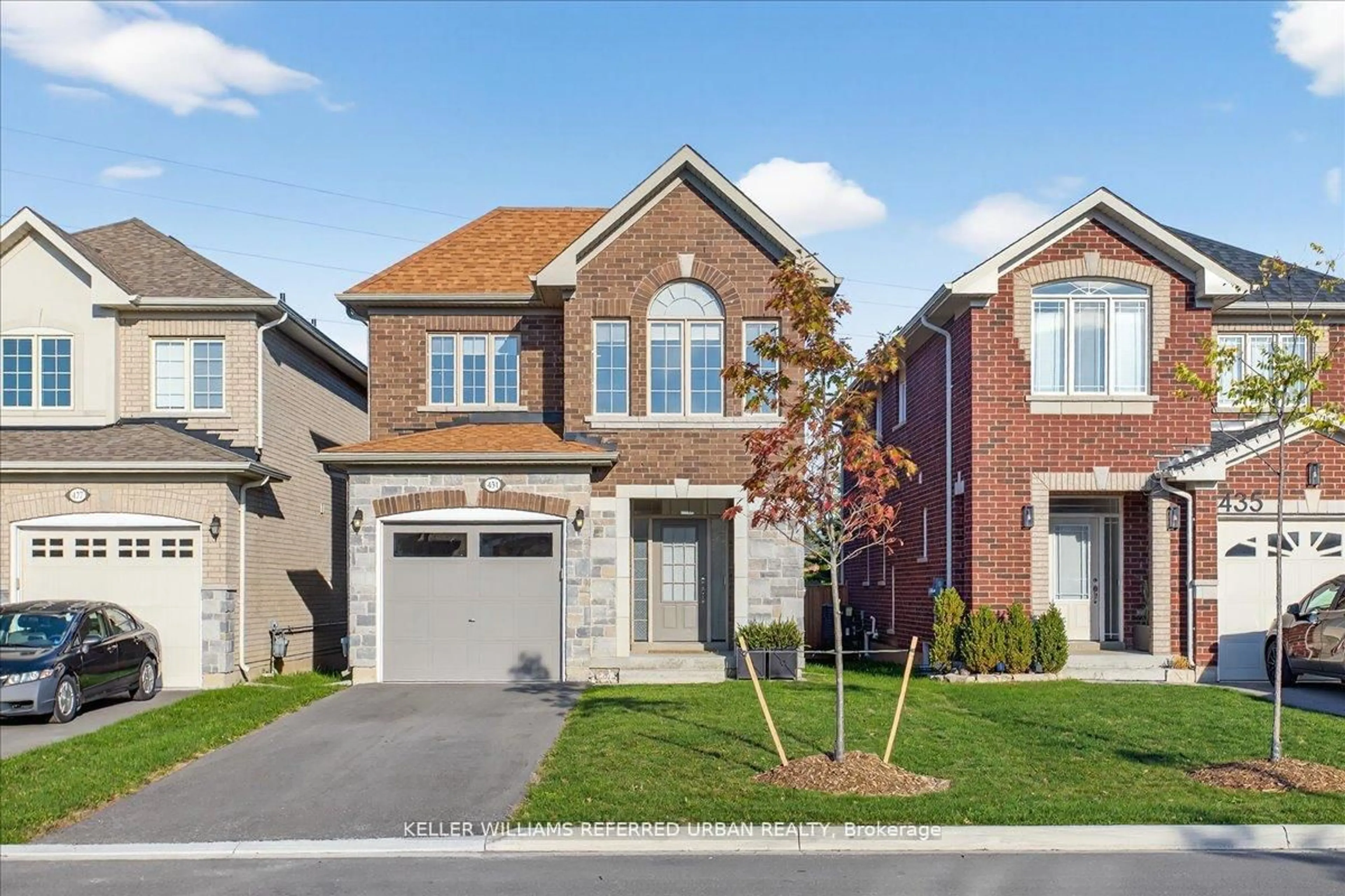 Home with brick exterior material, street for 431 Rita's Ave, Newmarket Ontario L3X 2N1