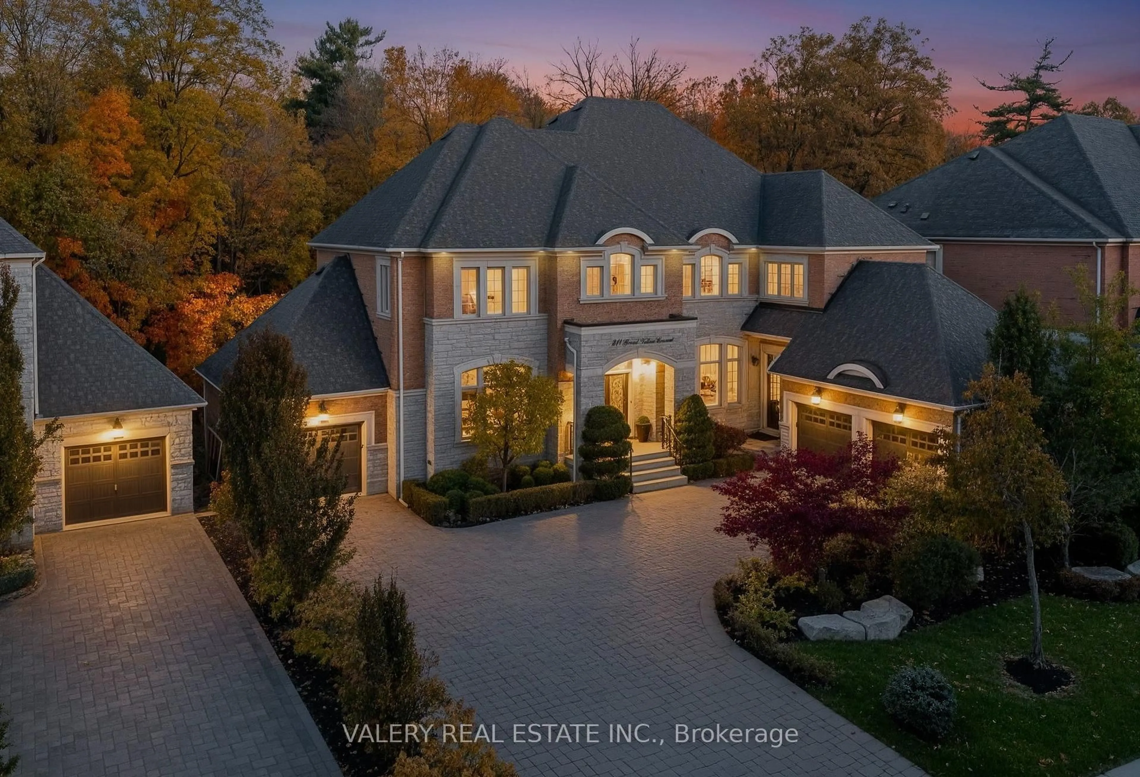 A pic from outside/outdoor area/front of a property/back of a property/a pic from drone, unknown for 211 Grand Vellore Cres, Vaughan Ontario L4H 0N9