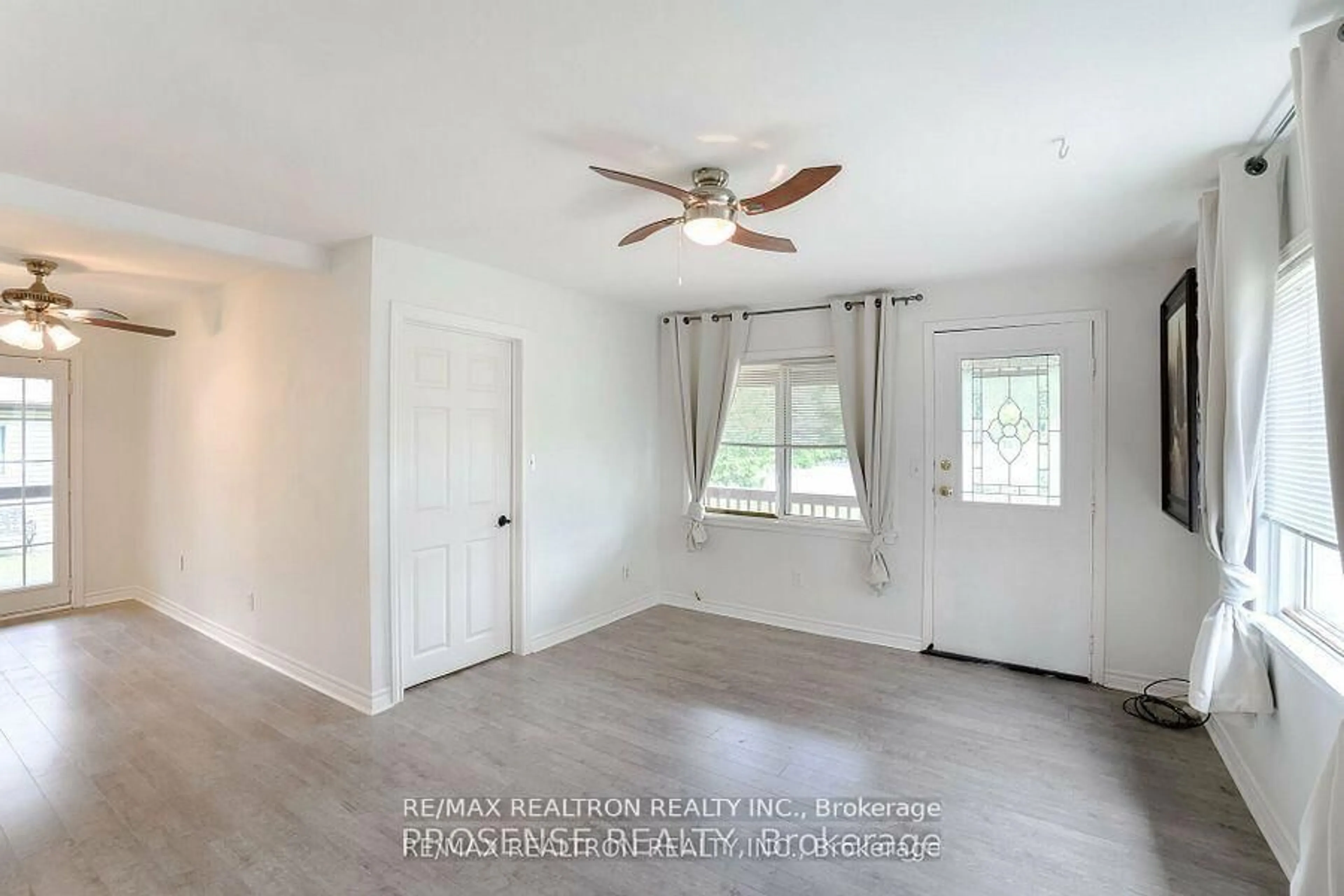 A pic of a room for 780 William St, Innisfil Ontario L9S 2G3