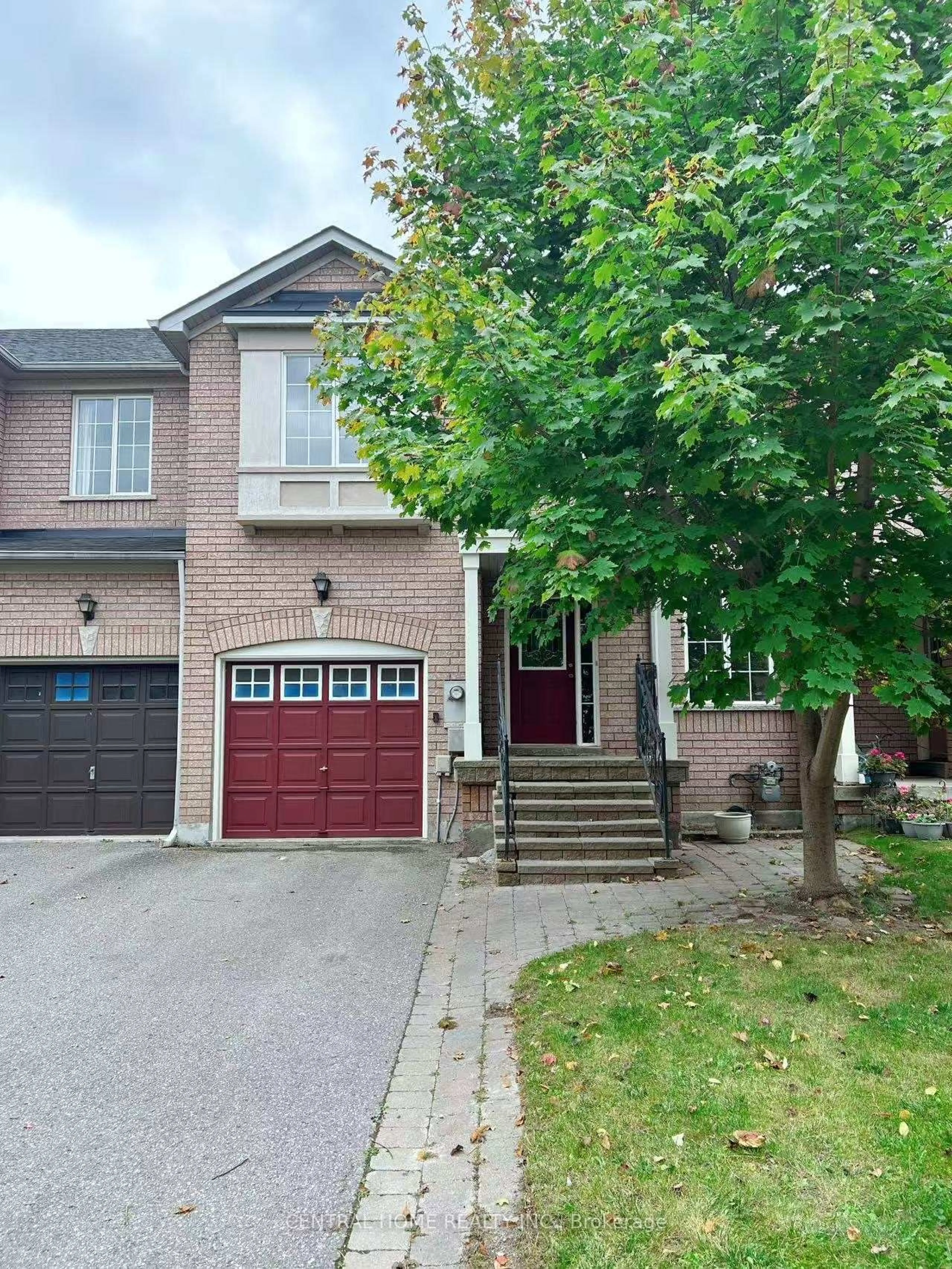 Home with brick exterior material, street for 81 Bassett Ave, Richmond Hill Ontario L4B 4H5
