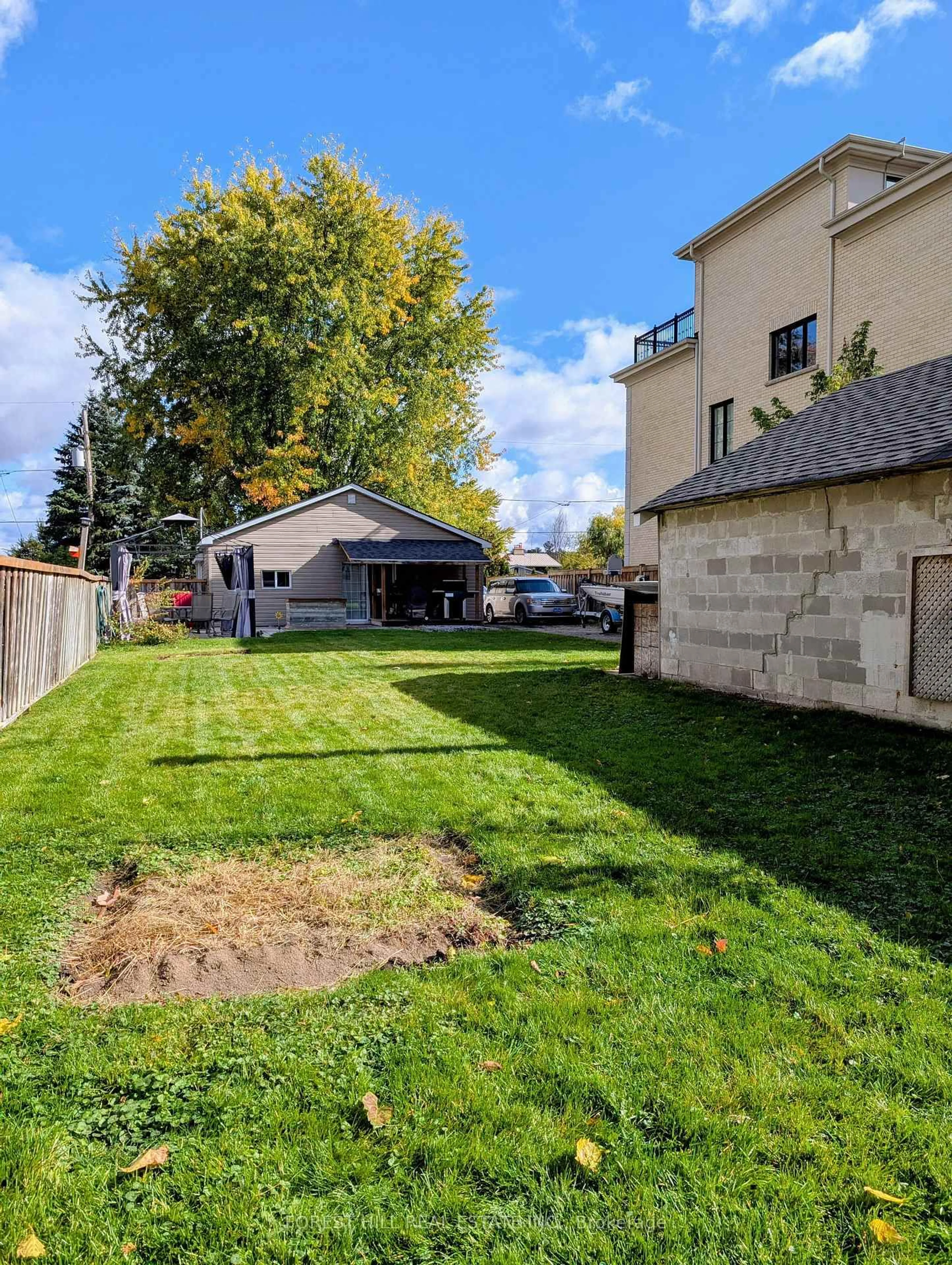 Unknown for 26 River Dr, East Gwillimbury Ontario L9N 1A6