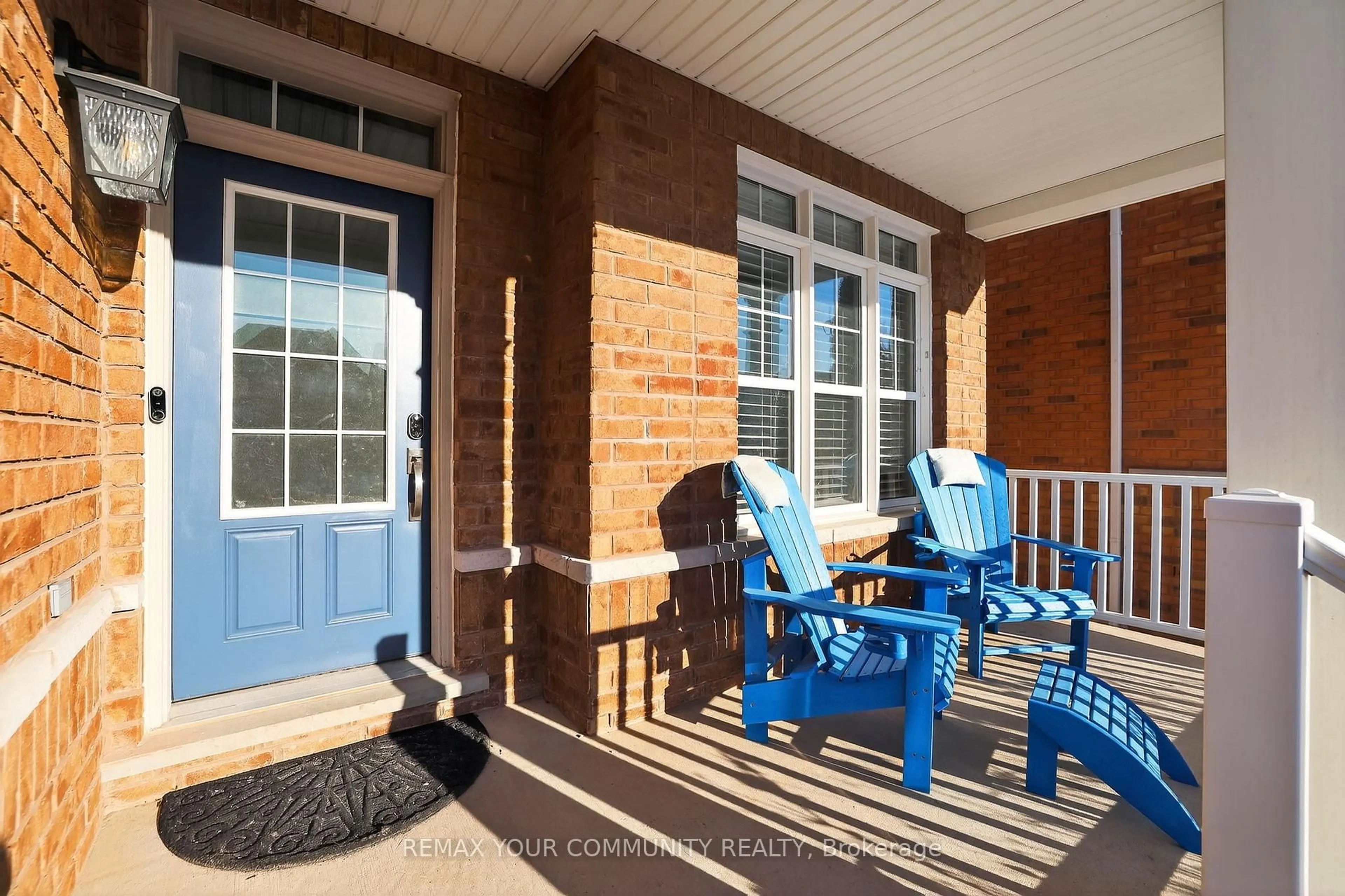 Patio, street for 9 Faris St, Bradford West Gwillimbury Ontario L3Z 0B4