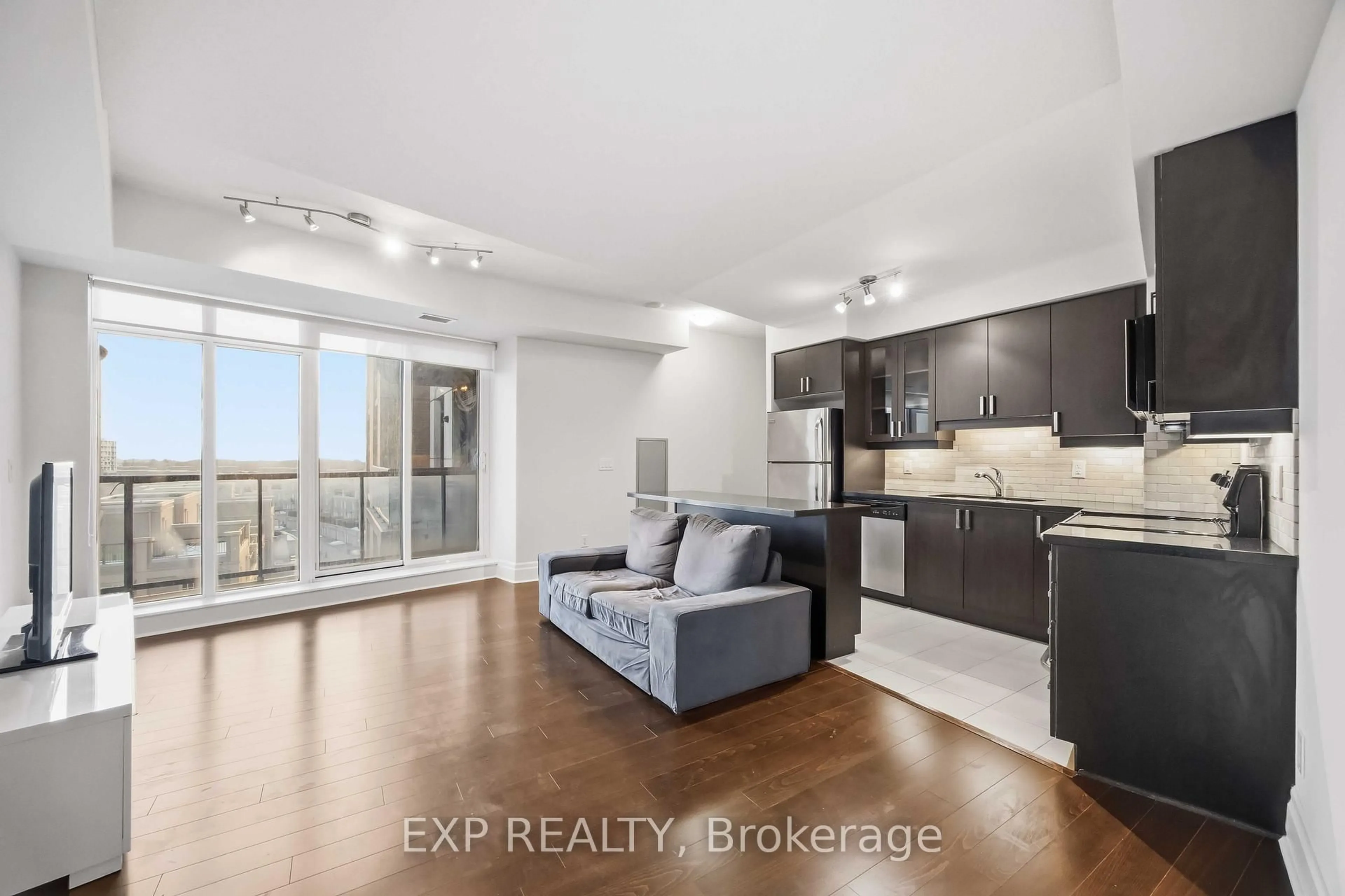 Open concept kitchen, unknown for 151 Upper Duke Cres #617, Markham Ontario L6G 0E1