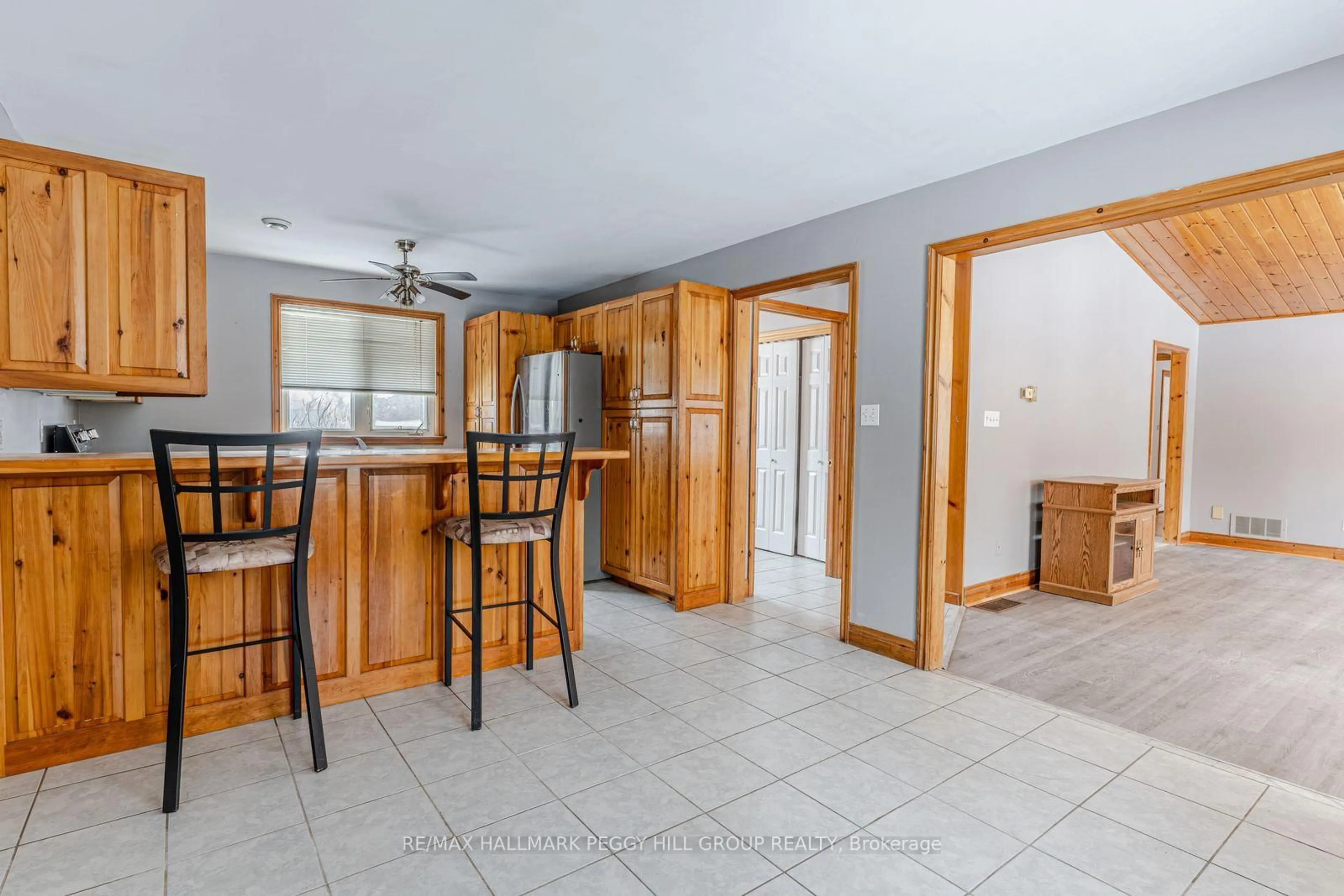 Open concept kitchen, unknown for 6193 30th Sdrd, Essa Ontario L0M 1T0