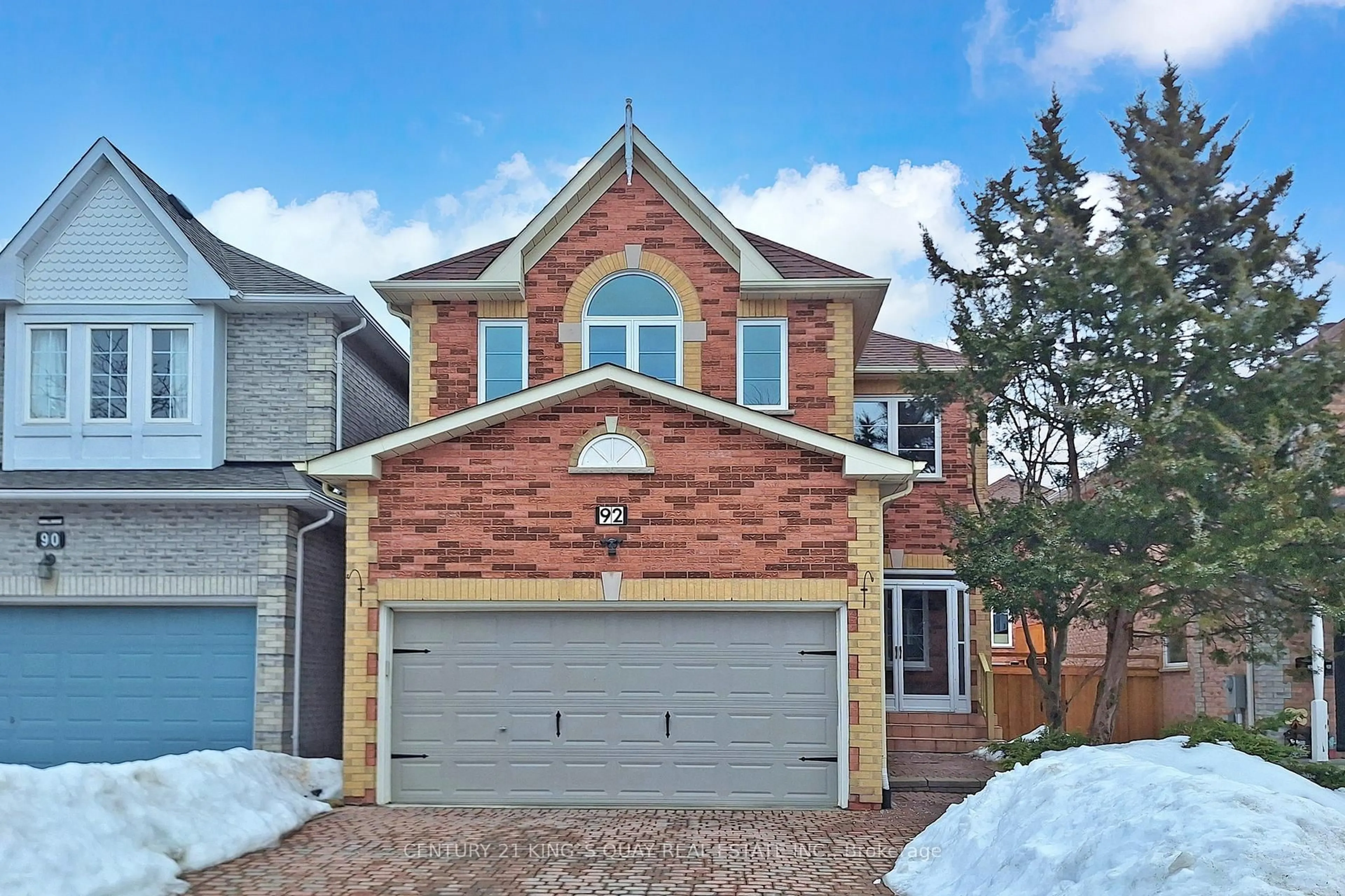 Home with brick exterior material, street for 92 Canterfield Clse, Markham Ontario L3P 7W1