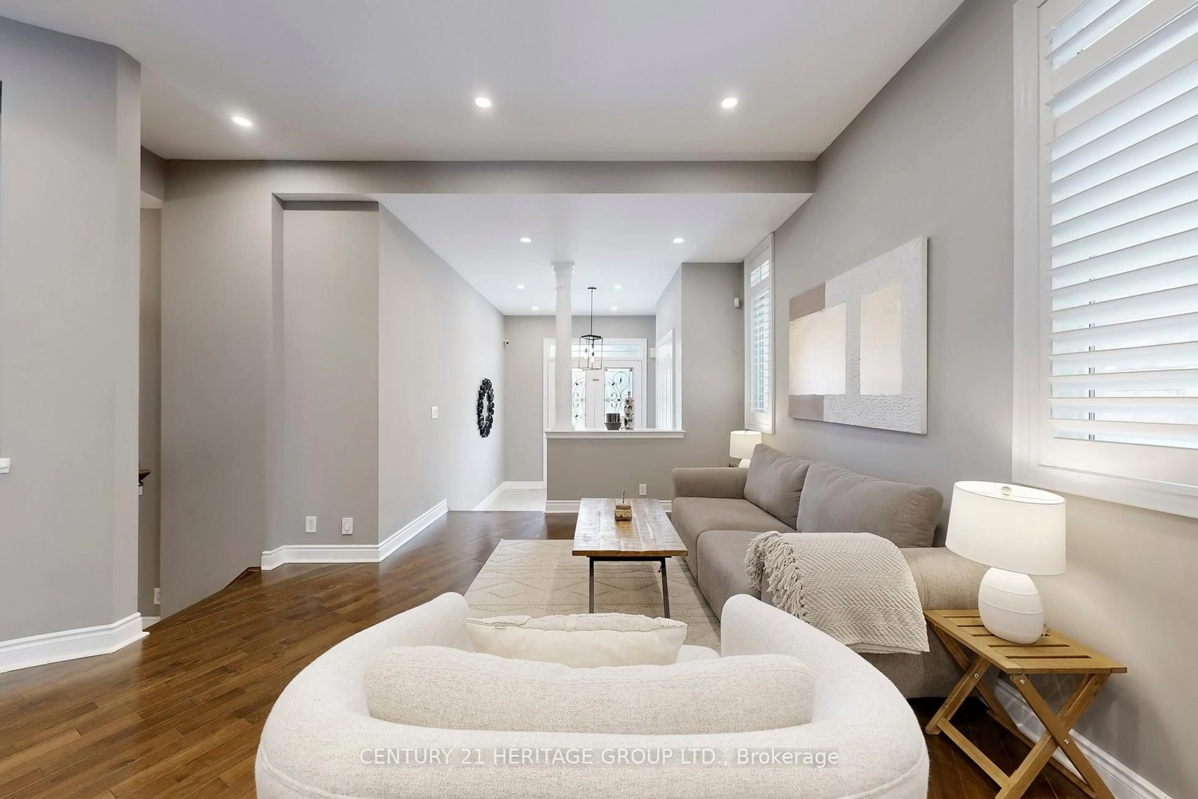 Living room with furniture, unknown for 20 Altus Park Dr, Vaughan Ontario L6A 0Z5