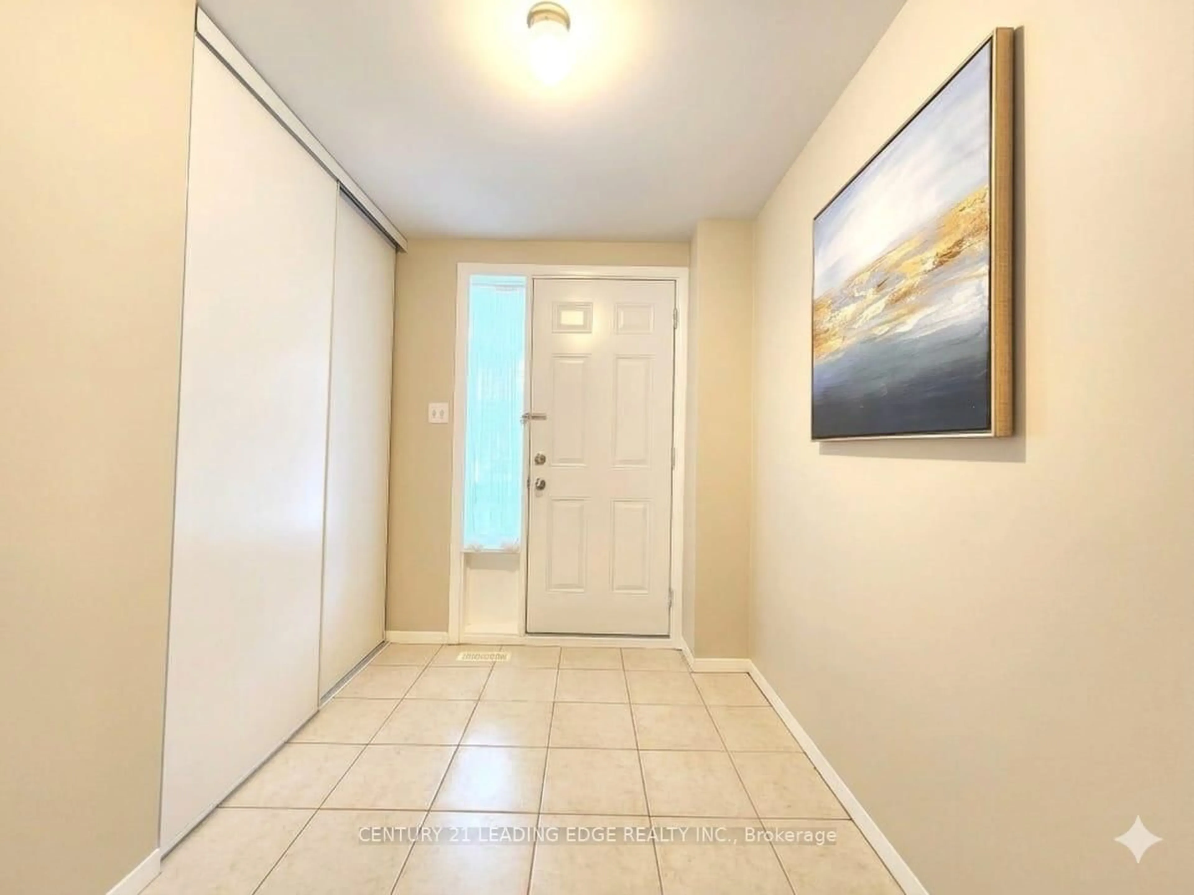 Indoor entryway for 12 New Port Way, Markham Ontario L3T 2N2