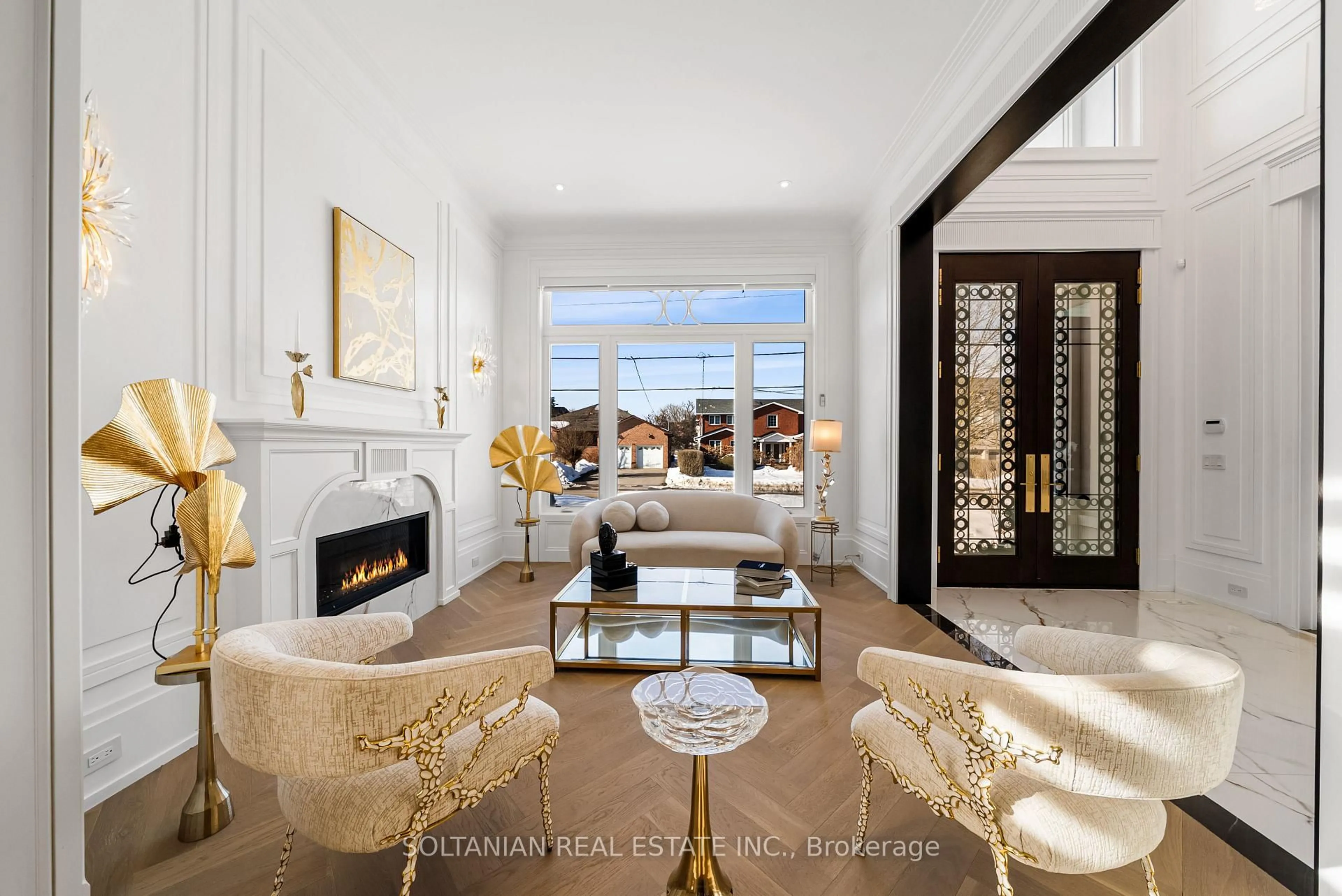 Unknown for 95 May Ave, Richmond Hill Ontario L4C 3S7