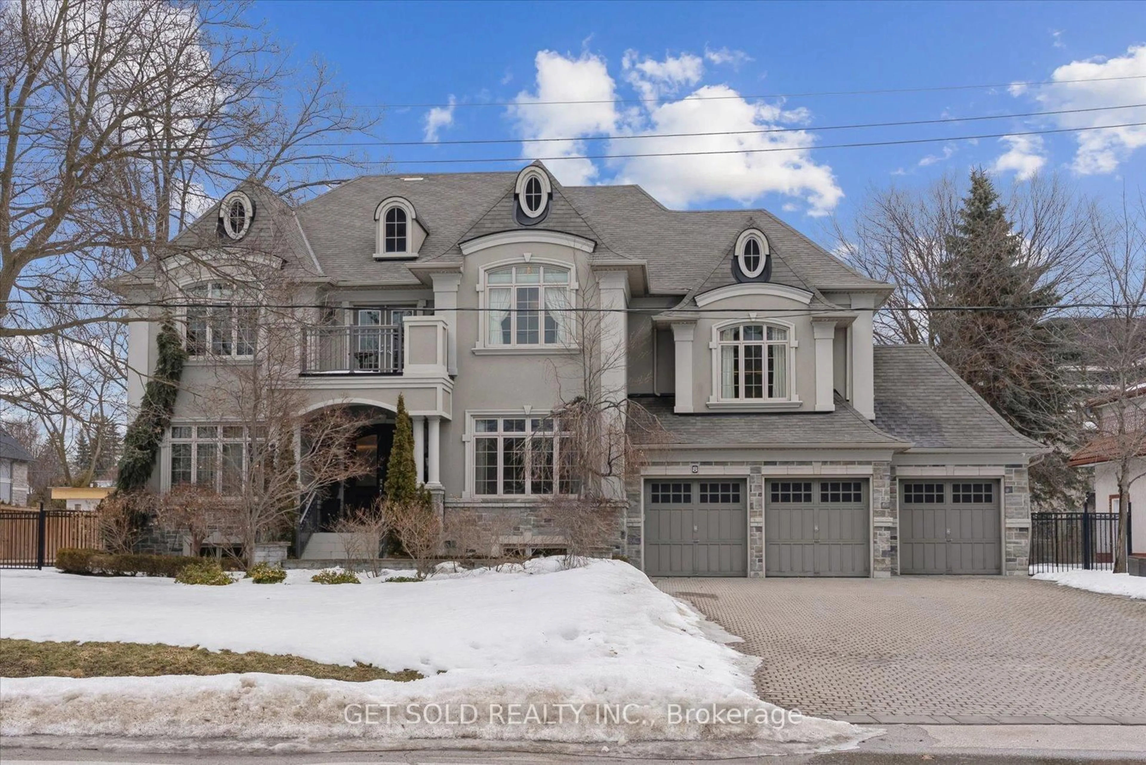 Home with brick exterior material, street for 8 Thornhill Ave, Vaughan Ontario L4J 1J4