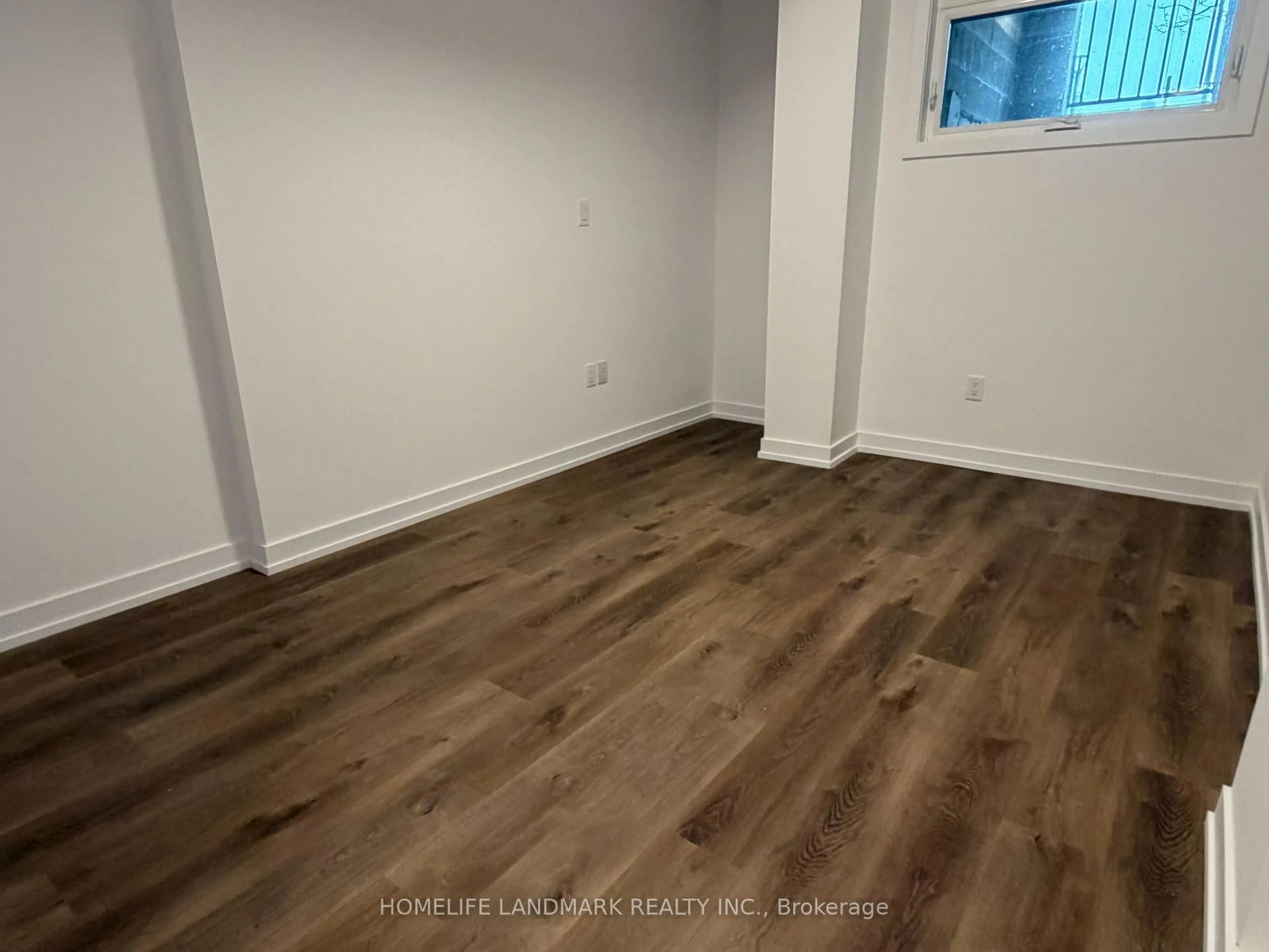 A pic of a room for 3 Bancroft Lane #220, Richmond Hill Ontario L4E 1M1