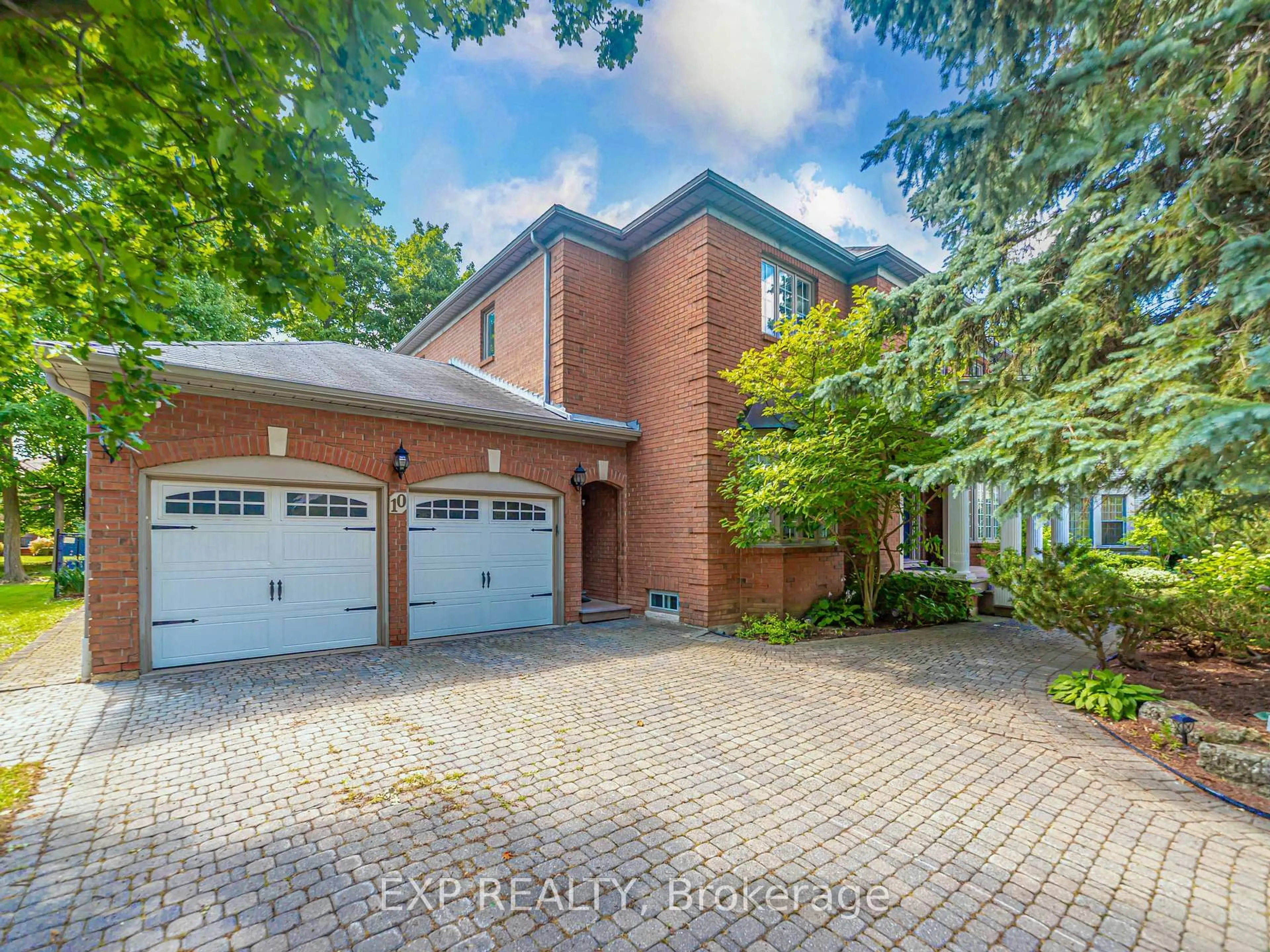 Home with brick exterior material, street for 10 Edmund Cres, Richmond Hill Ontario L4B 2X9