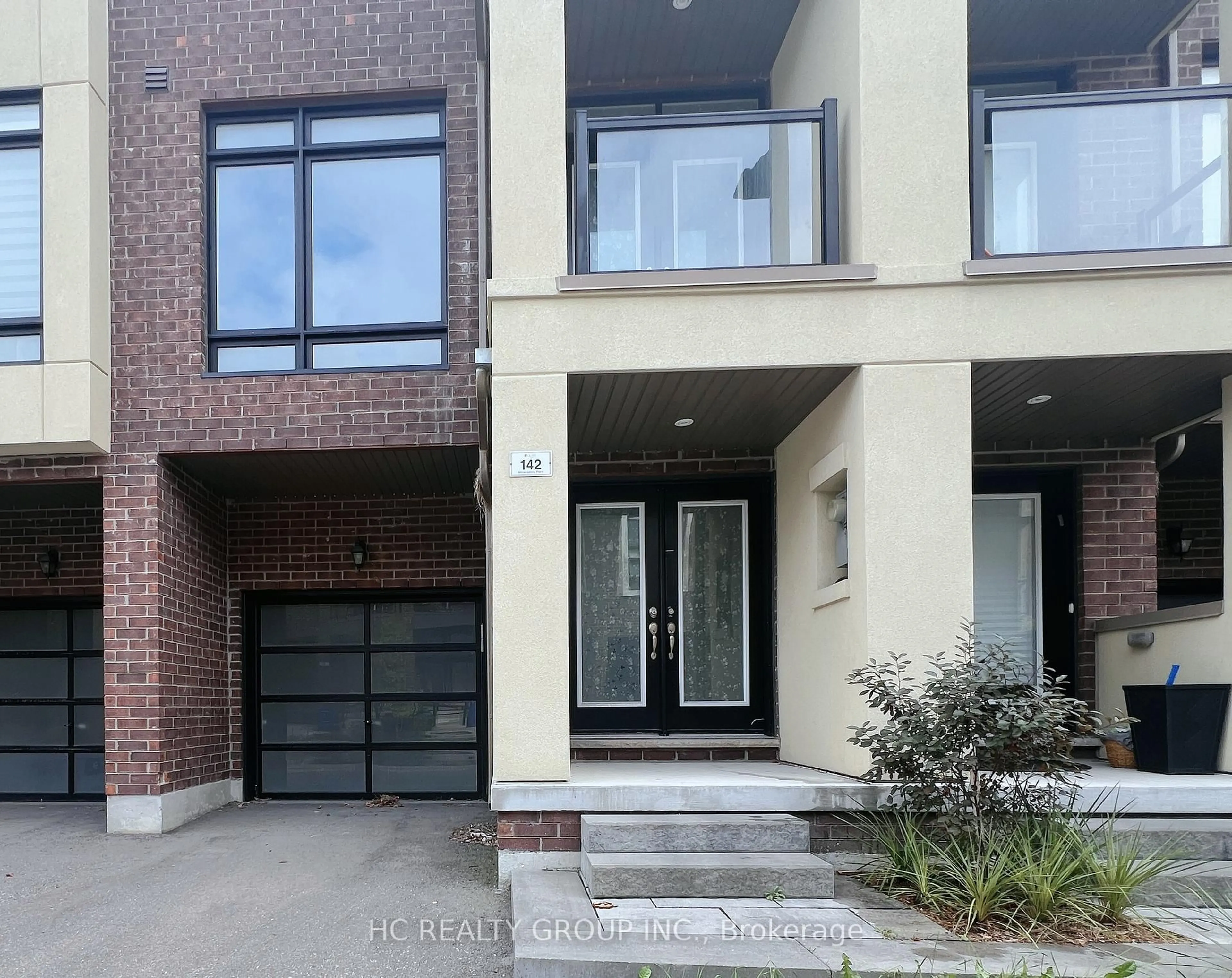 Home with brick exterior material, street for 142 Moneypenny Pl, Vaughan Ontario L4J 0L1