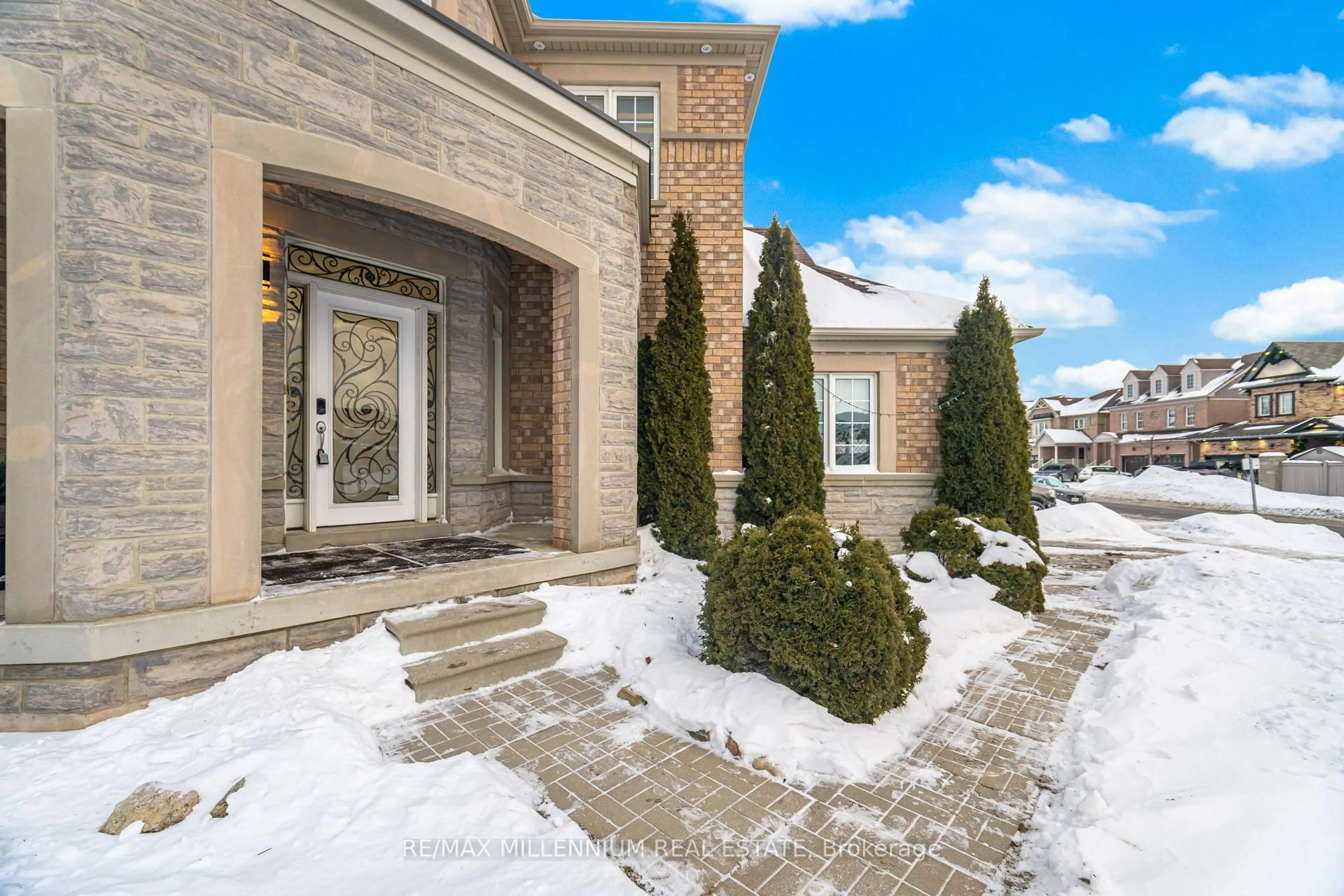 Unknown for 132 Blue Dasher Blvd, Bradford West Gwillimbury Ontario L3Z 0E5